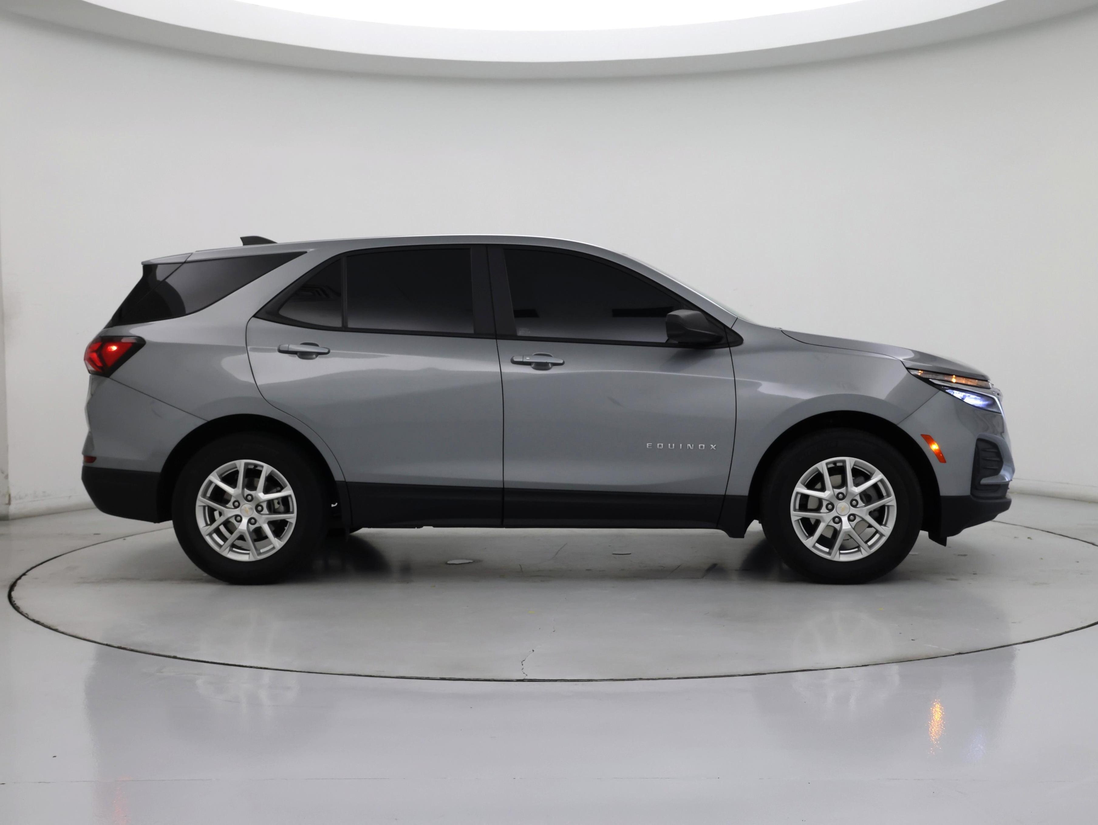 Thumbnail: 2024 Chevrolet Equinox - 7