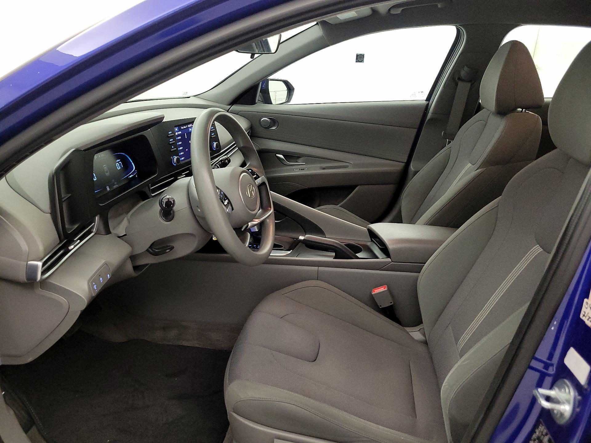 Thumbnail: 2024 Hyundai Elantra - 11