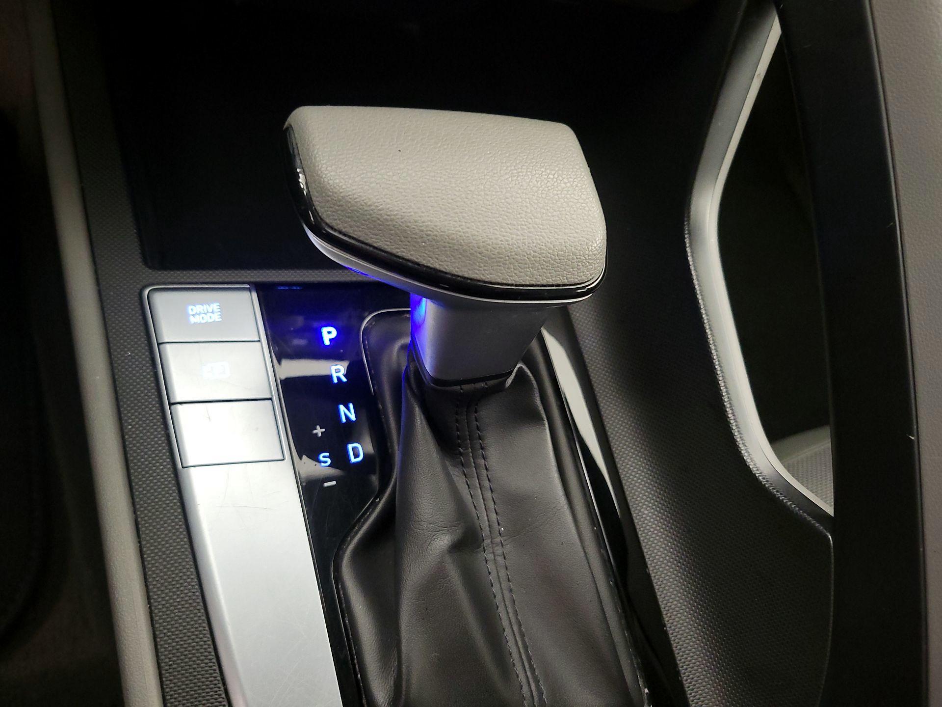 Thumbnail: 2024 Hyundai Elantra - 17