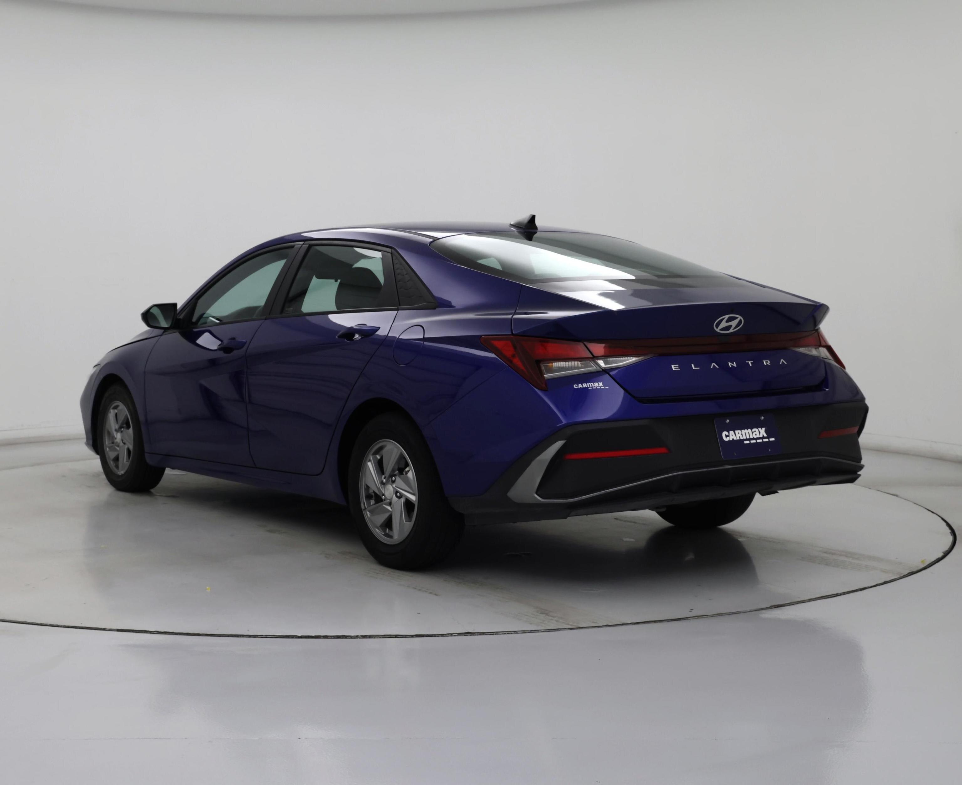 Thumbnail: 2024 Hyundai Elantra - 2