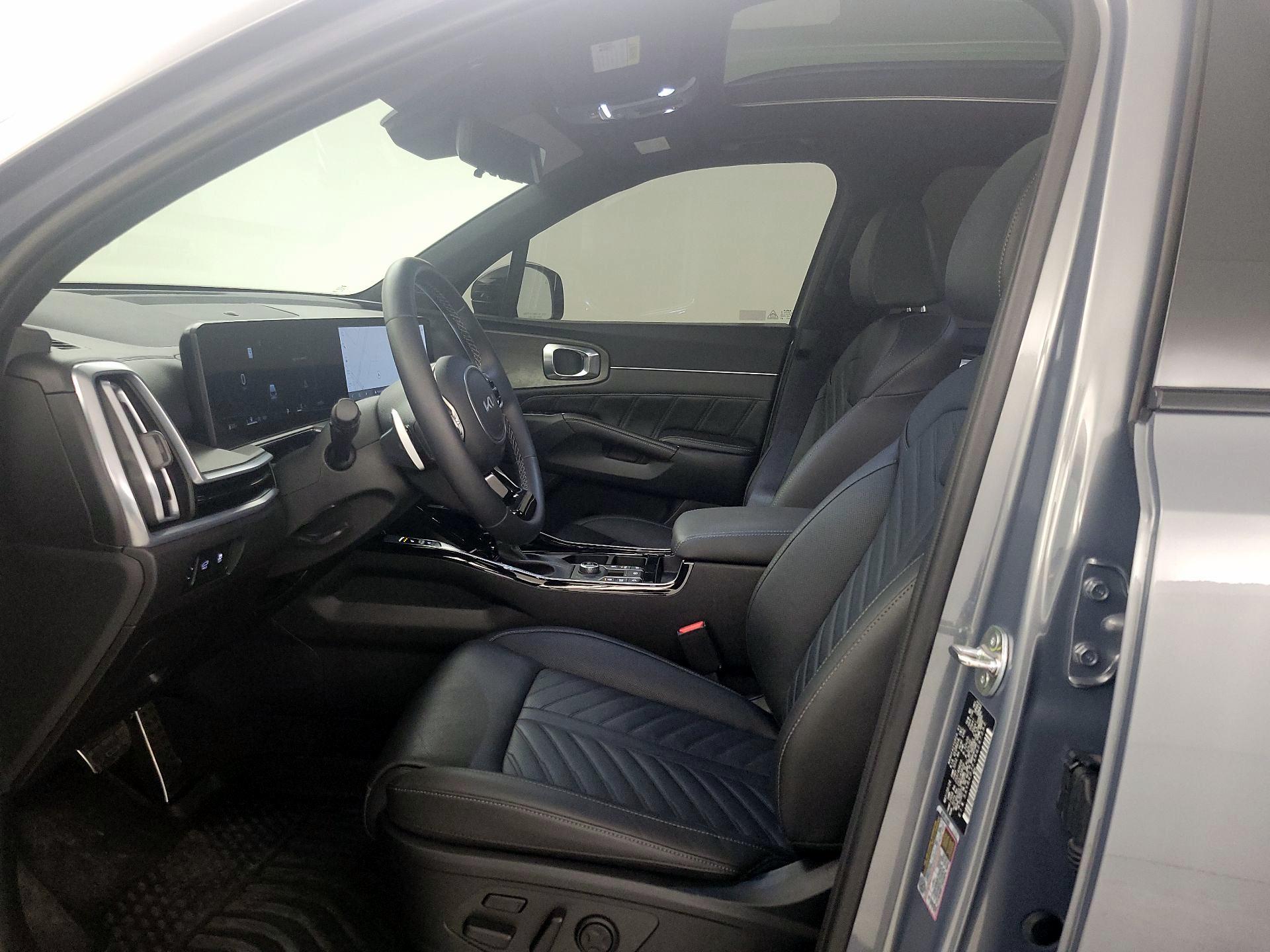 Thumbnail: 2024 Kia Sorento - 11