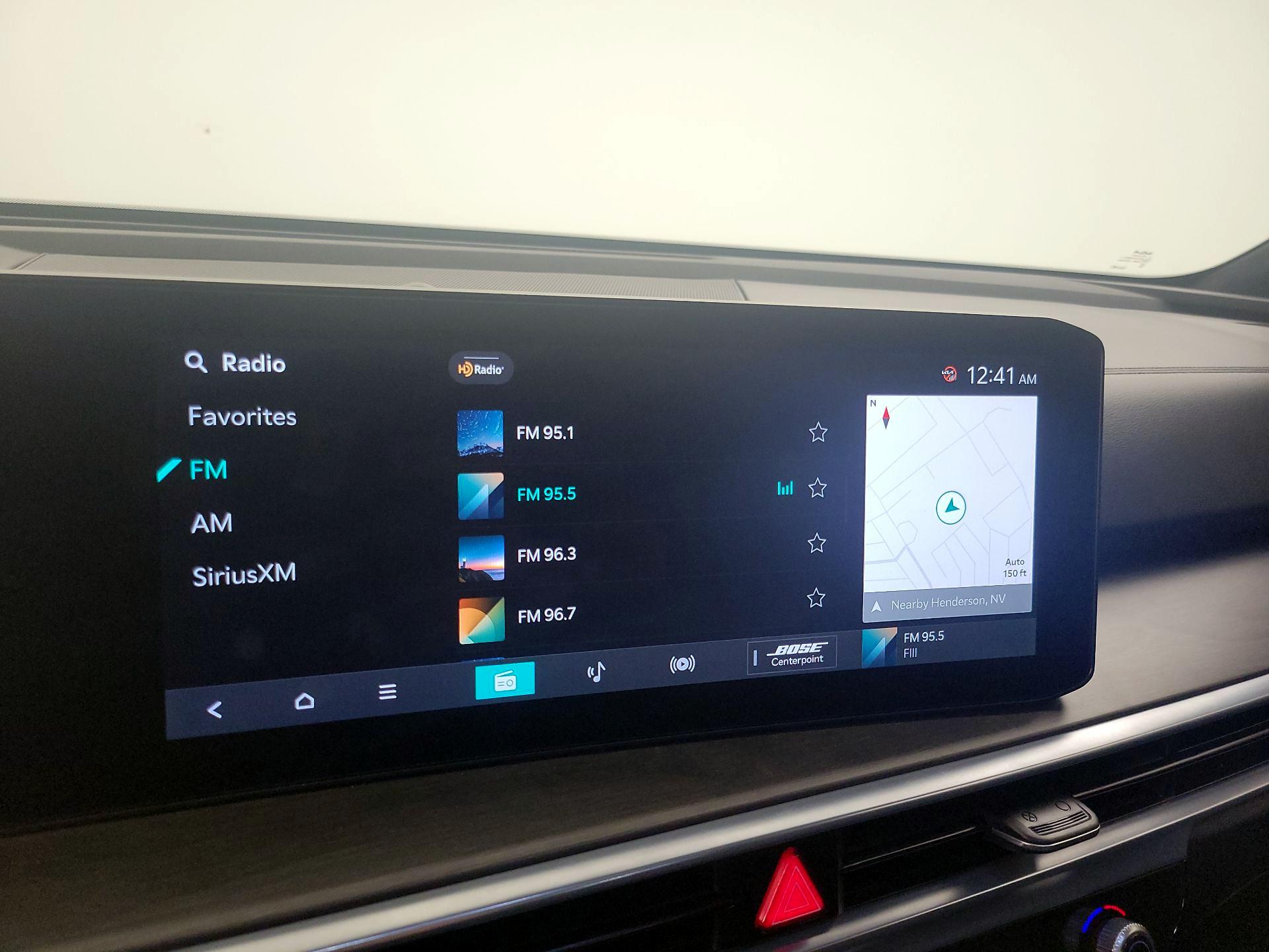 Thumbnail: 2024 Kia Sorento - 16