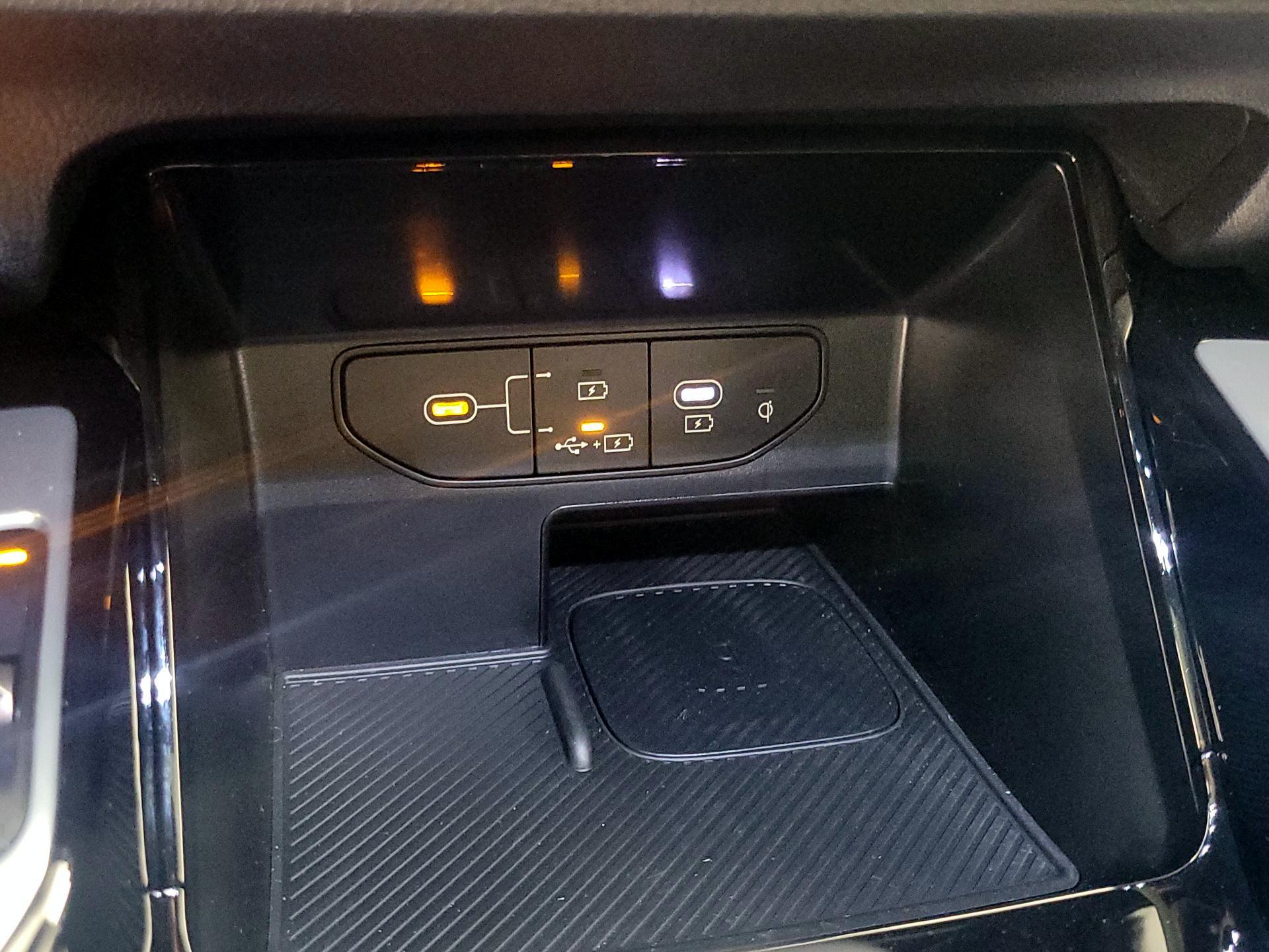 Thumbnail: 2024 Kia Sorento - 19