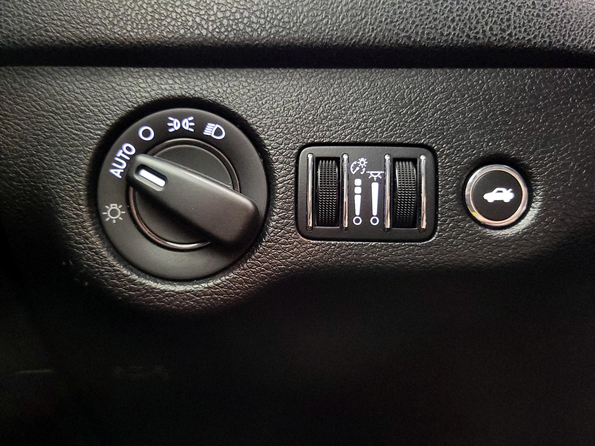 Thumbnail: 2023 Dodge Charger - 13