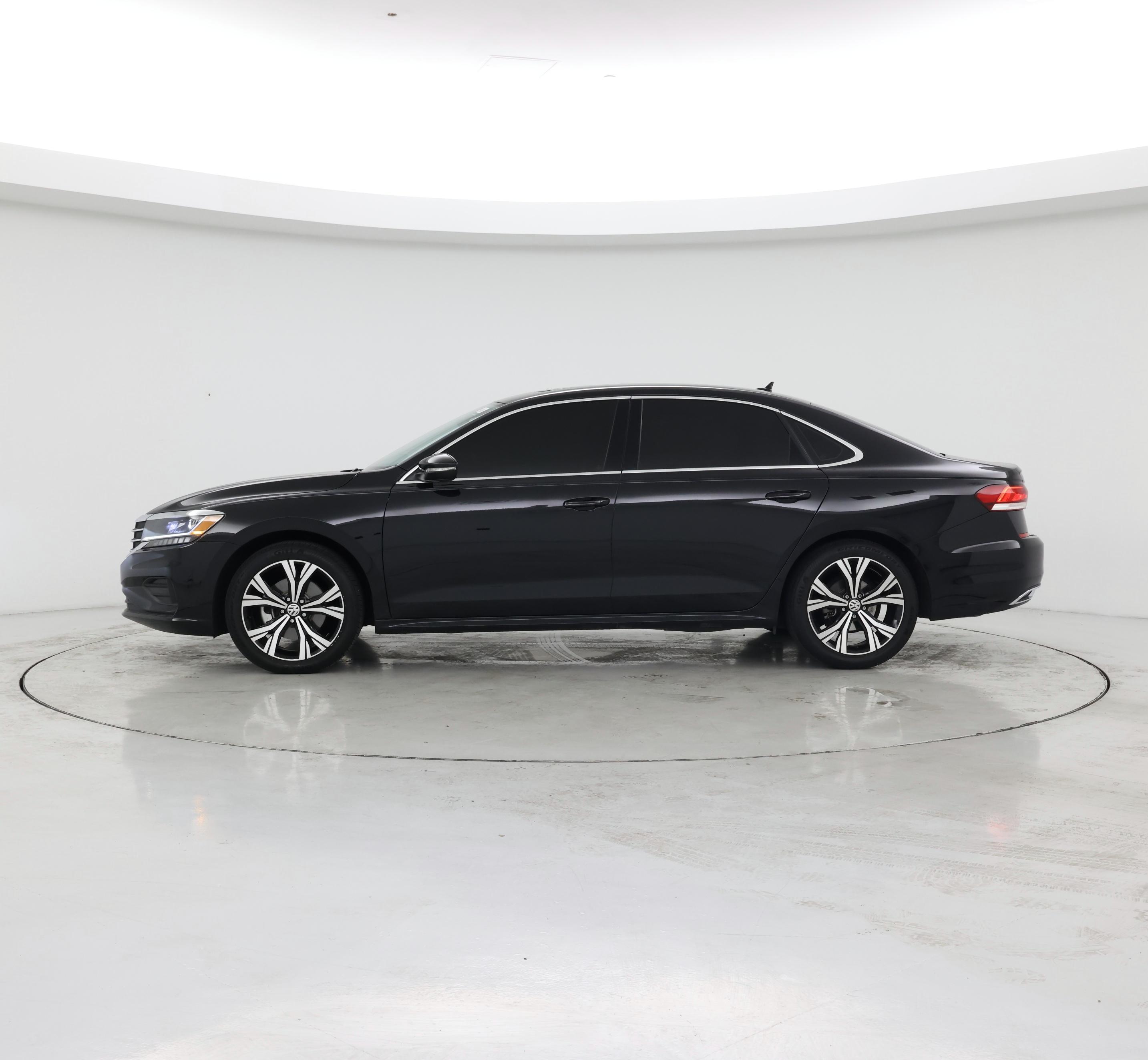 Thumbnail: 2022 Volkswagen Passat - 3