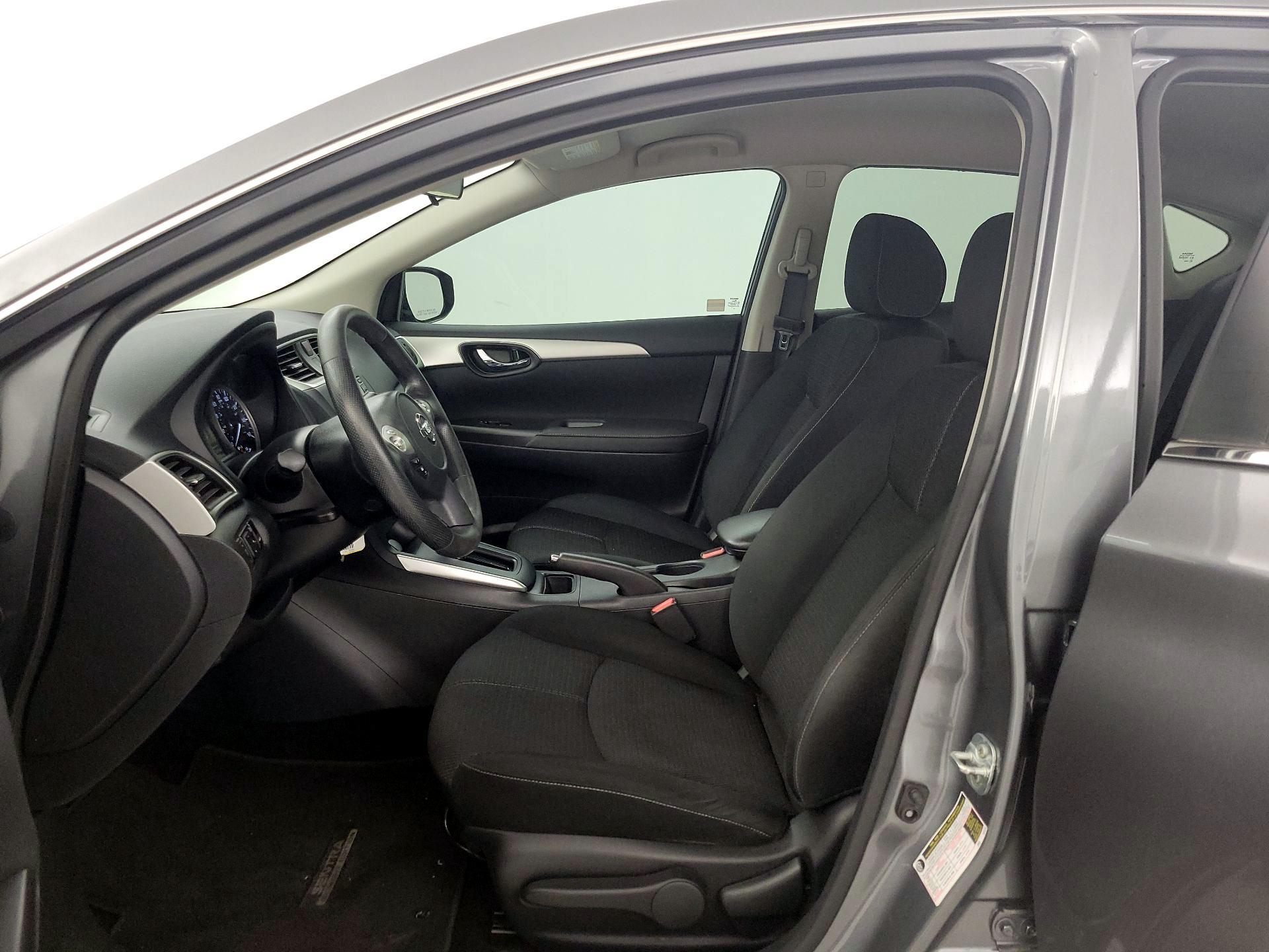 Thumbnail: 2018 Nissan Sentra - 11