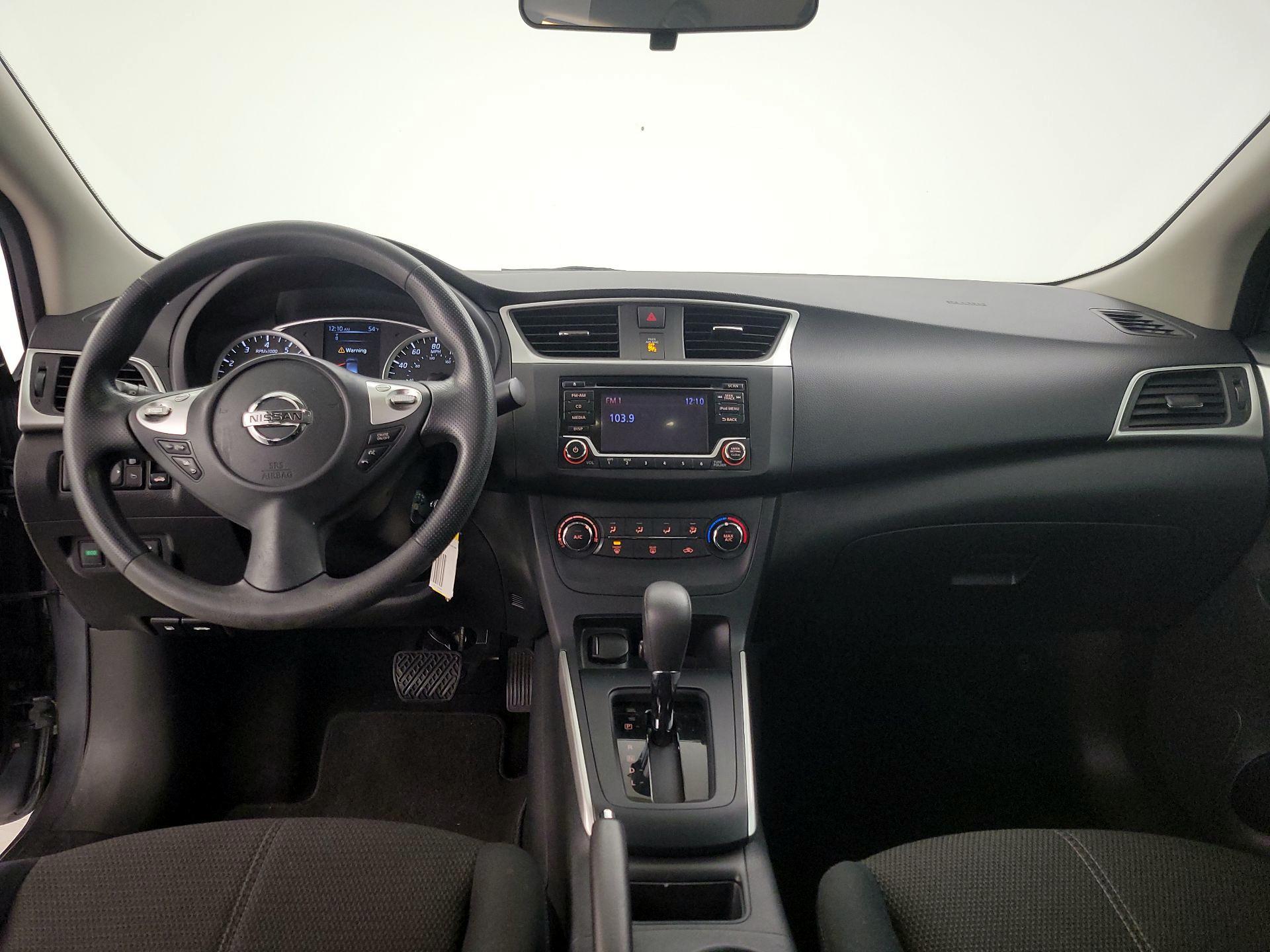 Thumbnail: 2018 Nissan Sentra - 19