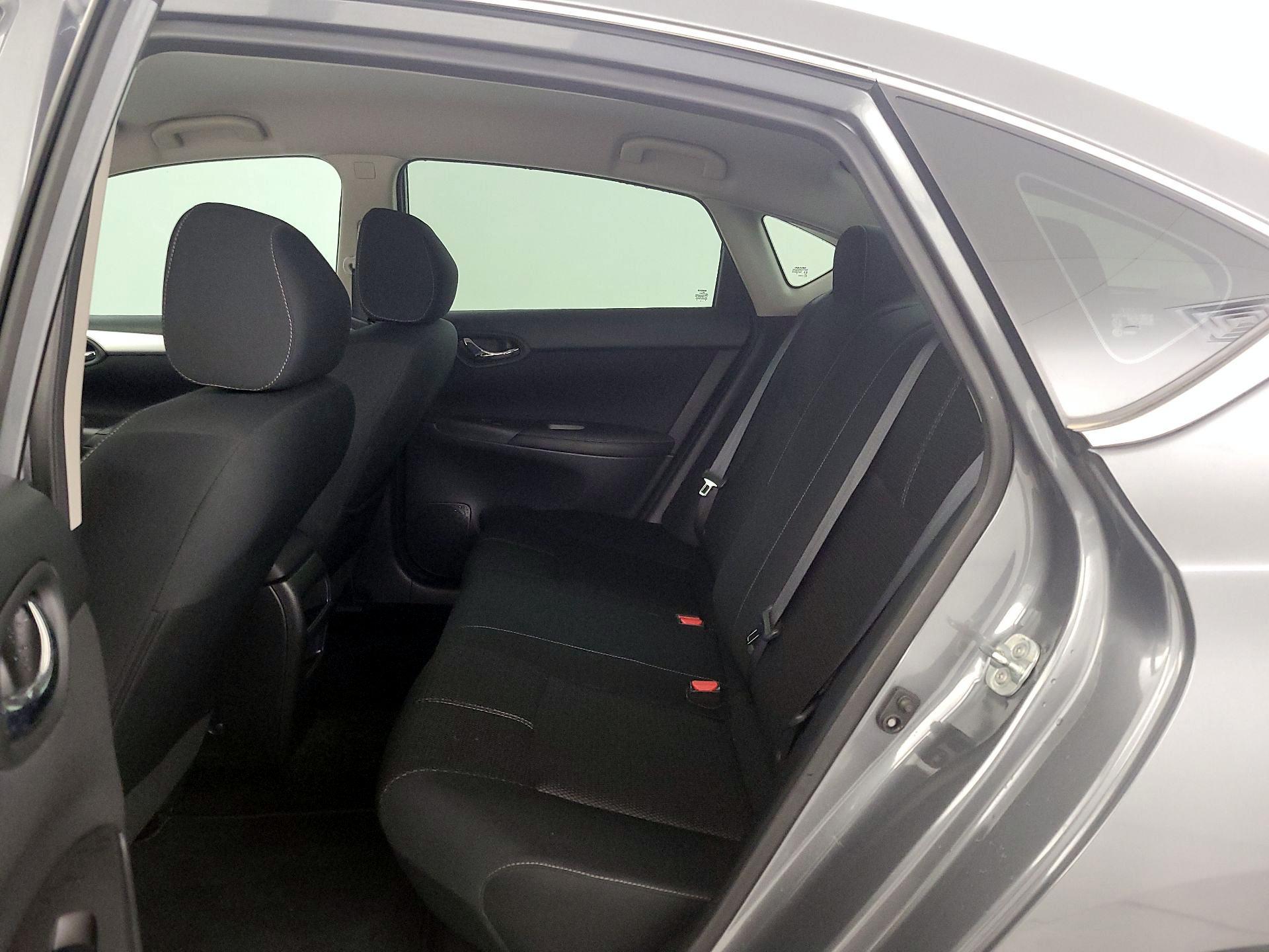 Thumbnail: 2018 Nissan Sentra - 20