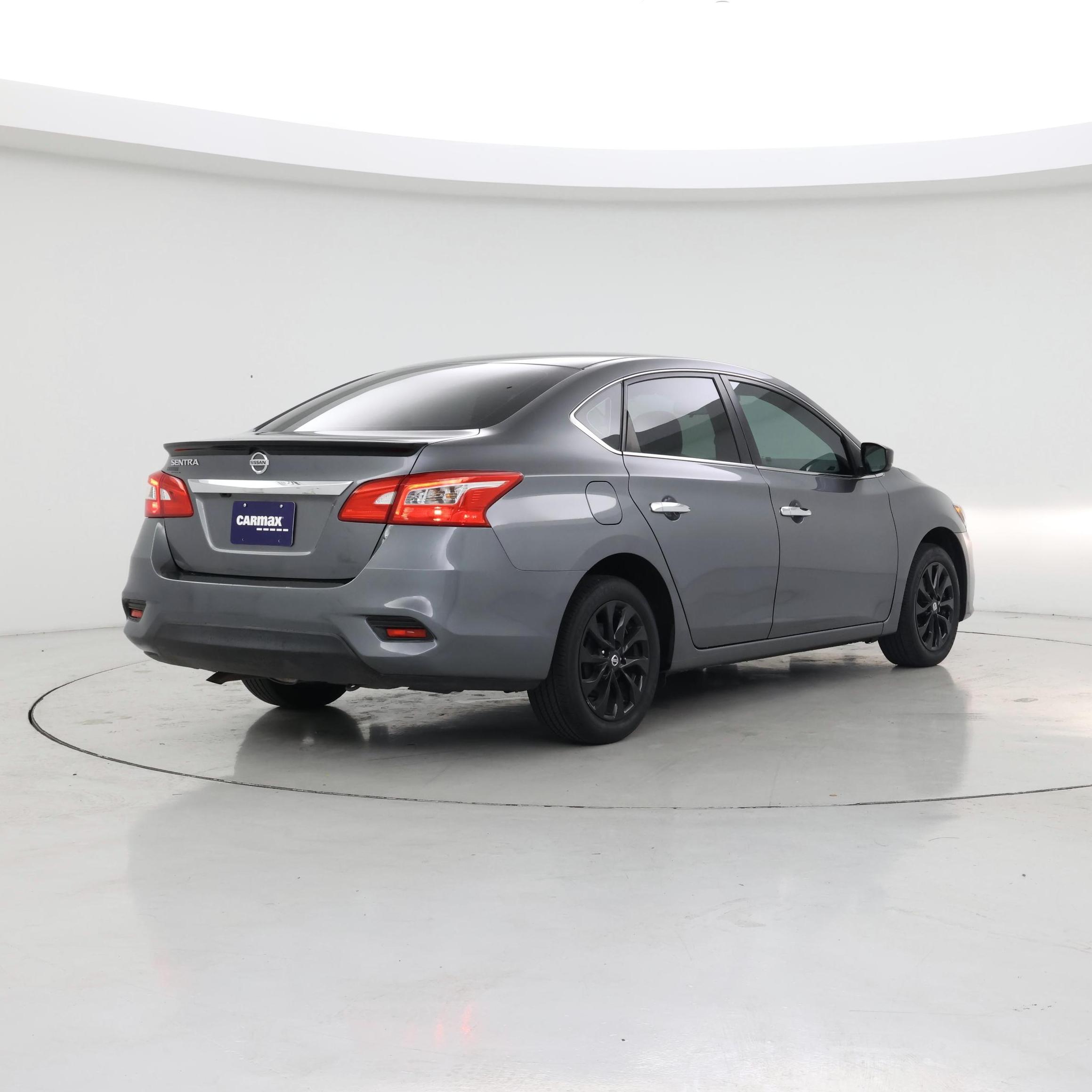 Thumbnail: 2018 Nissan Sentra - 8