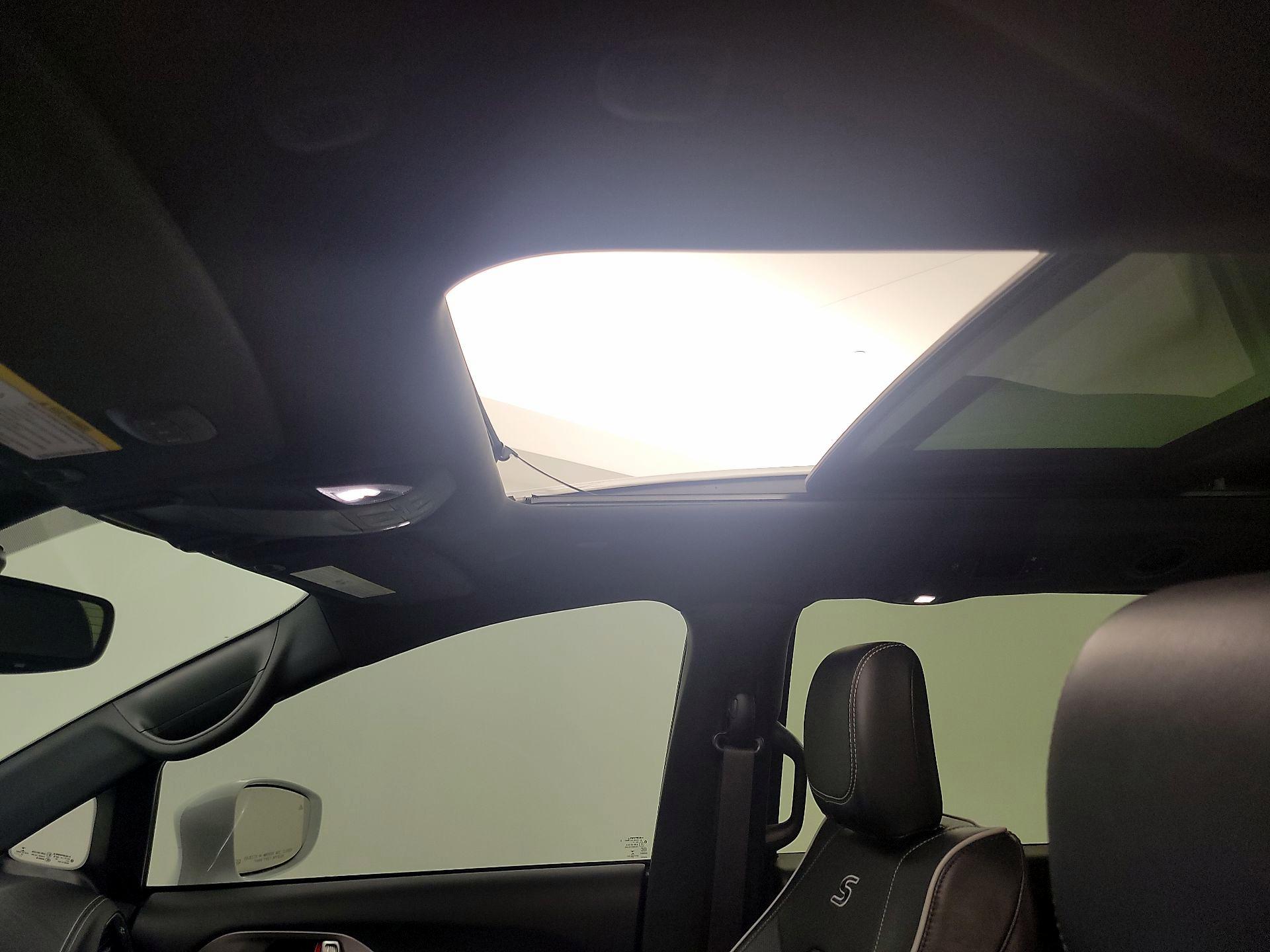 Thumbnail: 2022 Chrysler Pacifica - 20