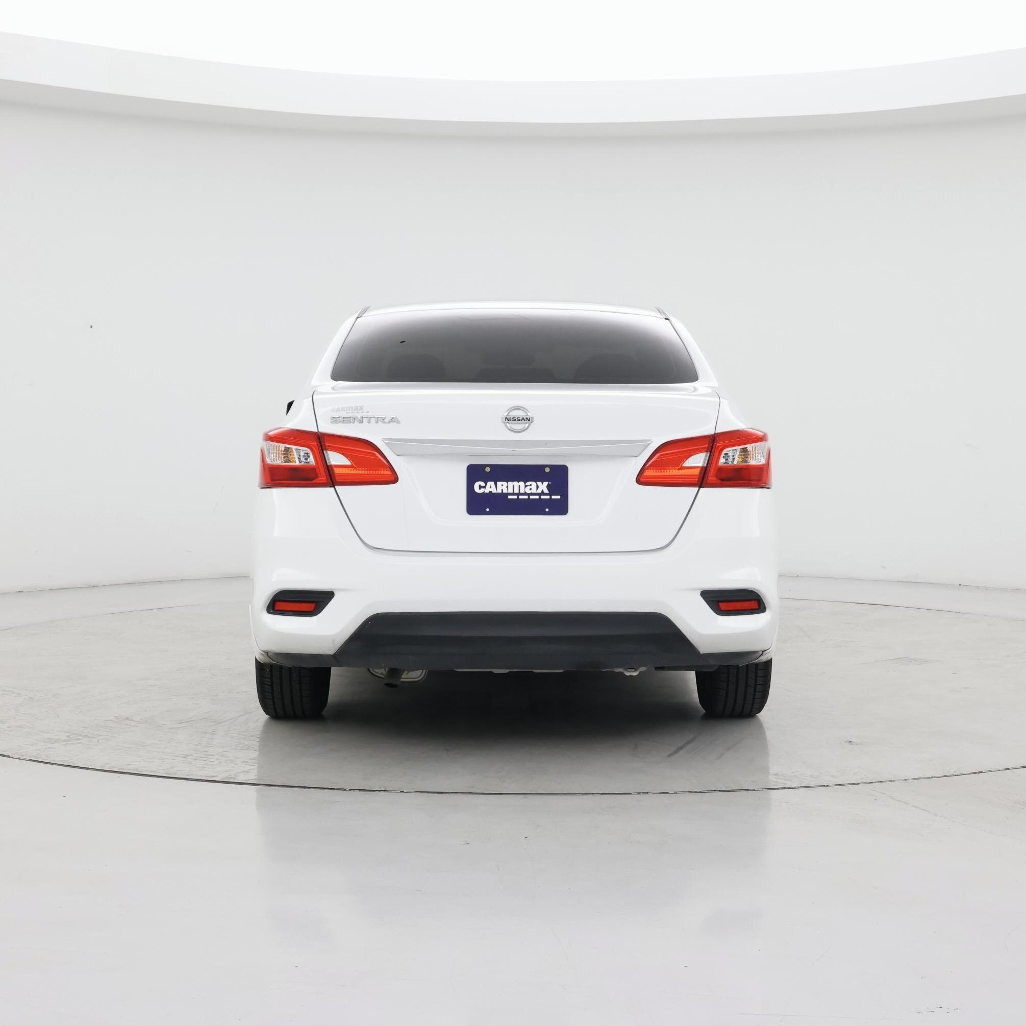 Thumbnail: 2017 Nissan Sentra - 6