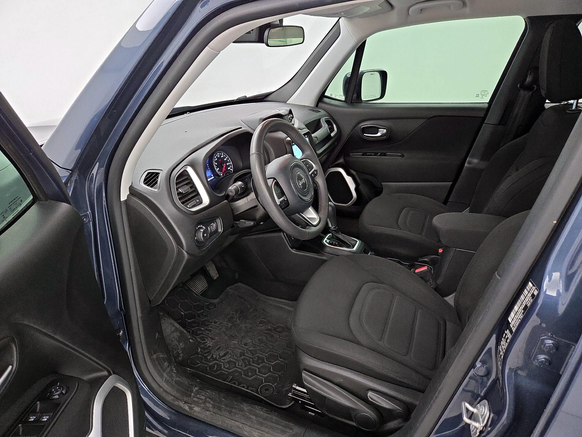 Thumbnail: 2021 Jeep Renegade - 11