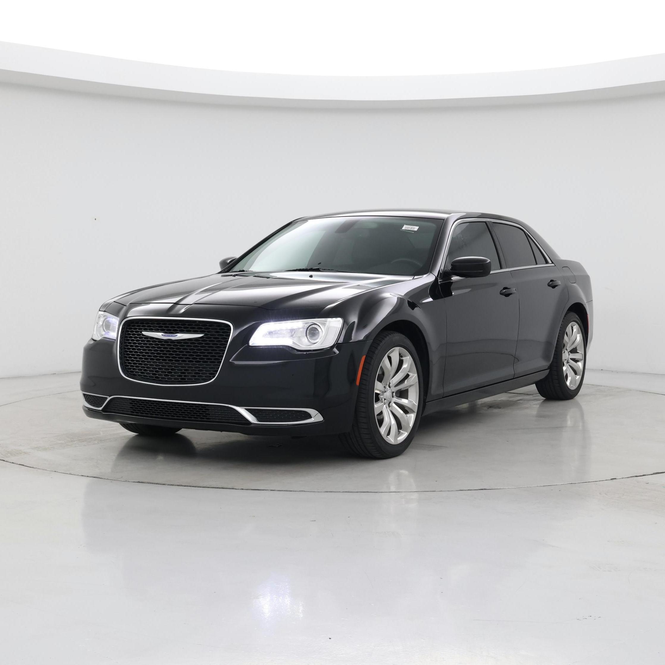 Thumbnail: 2018 Chrysler 300 - 4