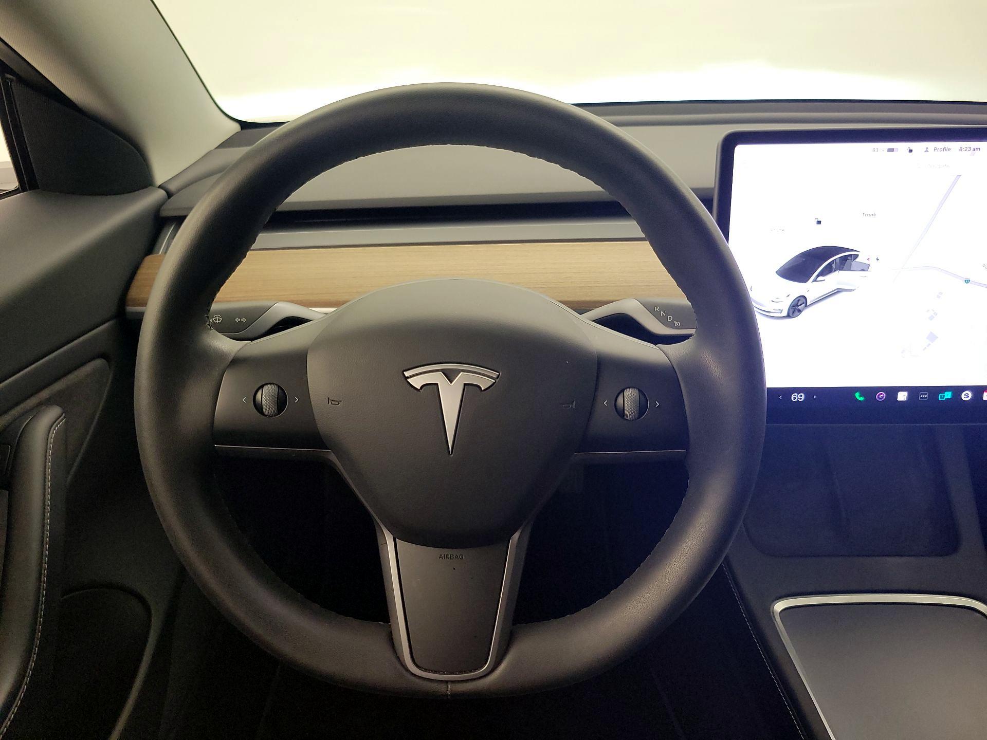 Thumbnail: 2021 Tesla Model 3 - 10