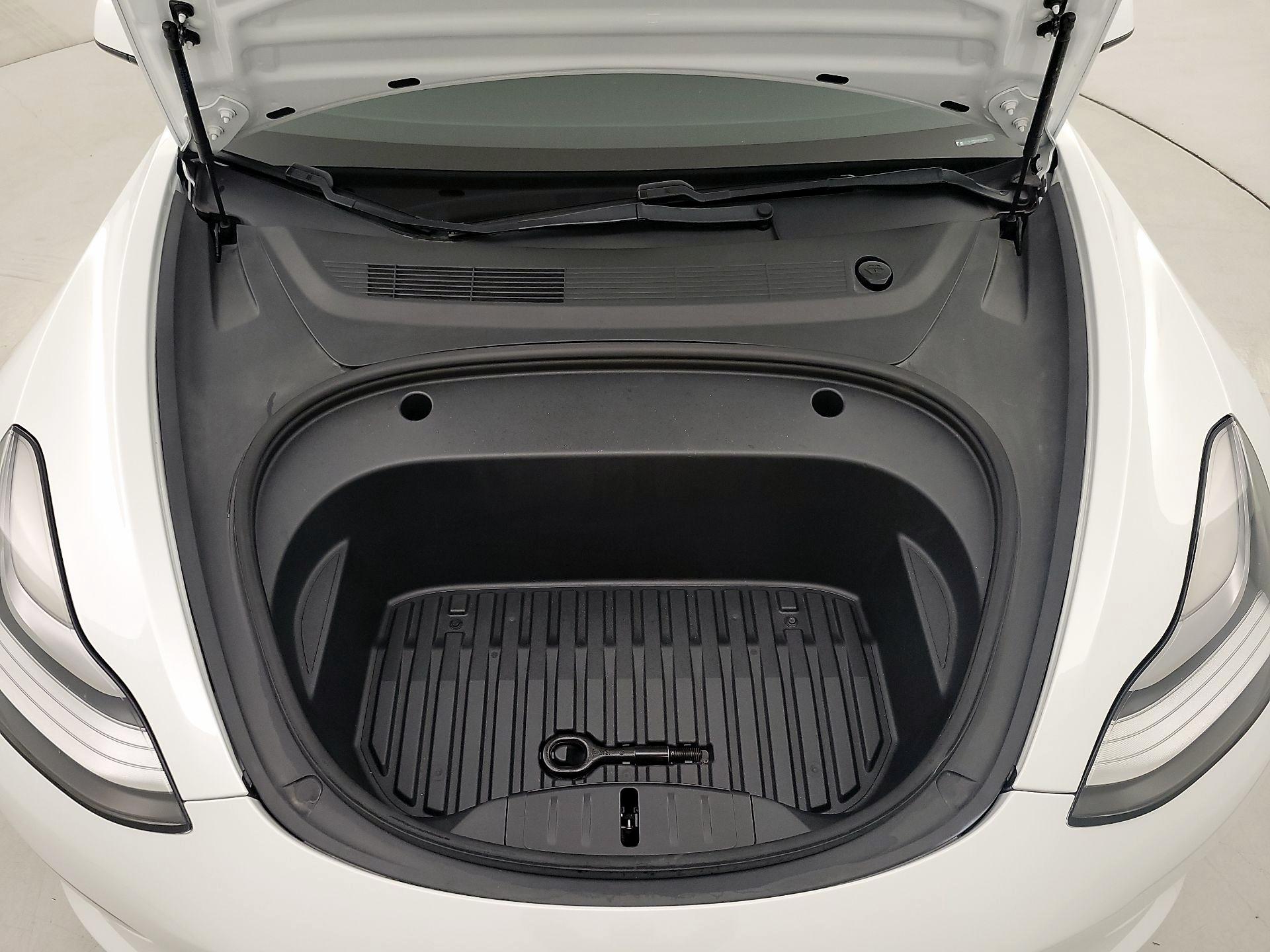 Thumbnail: 2021 Tesla Model 3 - 20