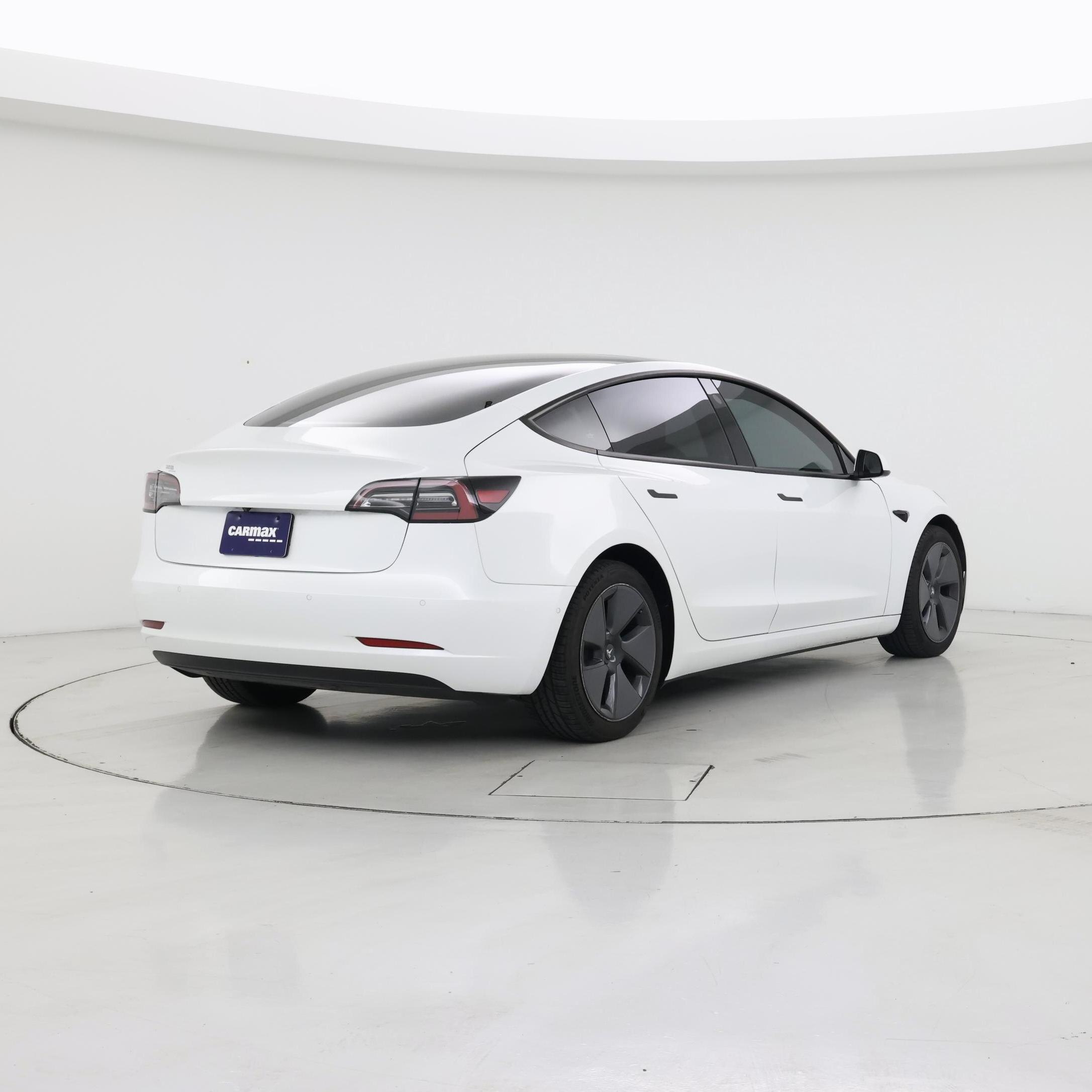 Thumbnail: 2021 Tesla Model 3 - 8