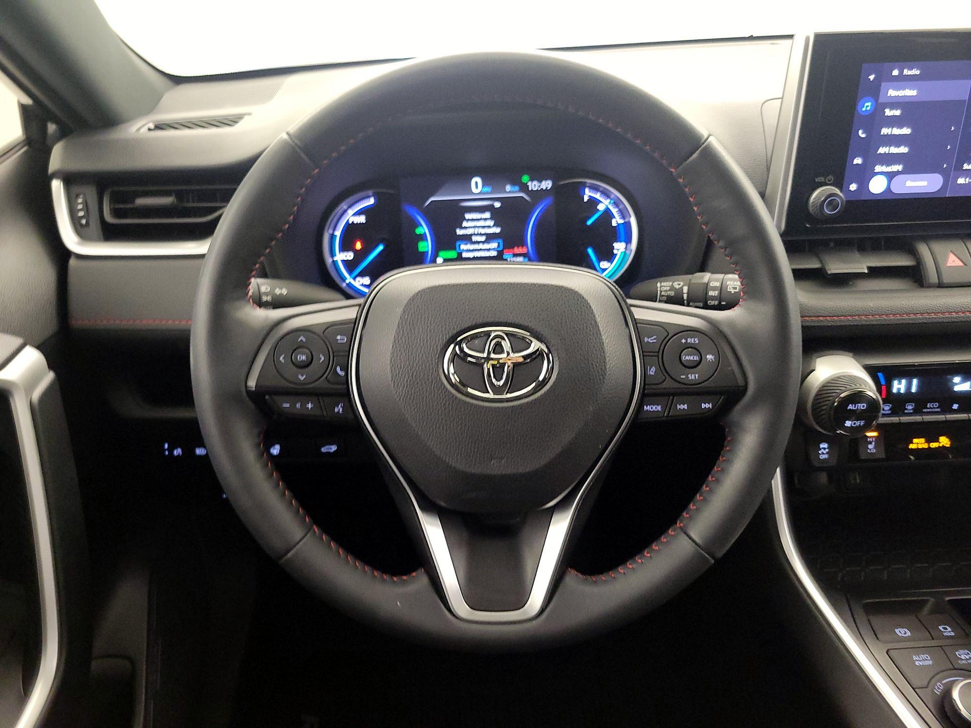 Thumbnail: 2024 Toyota RAV4 - 10