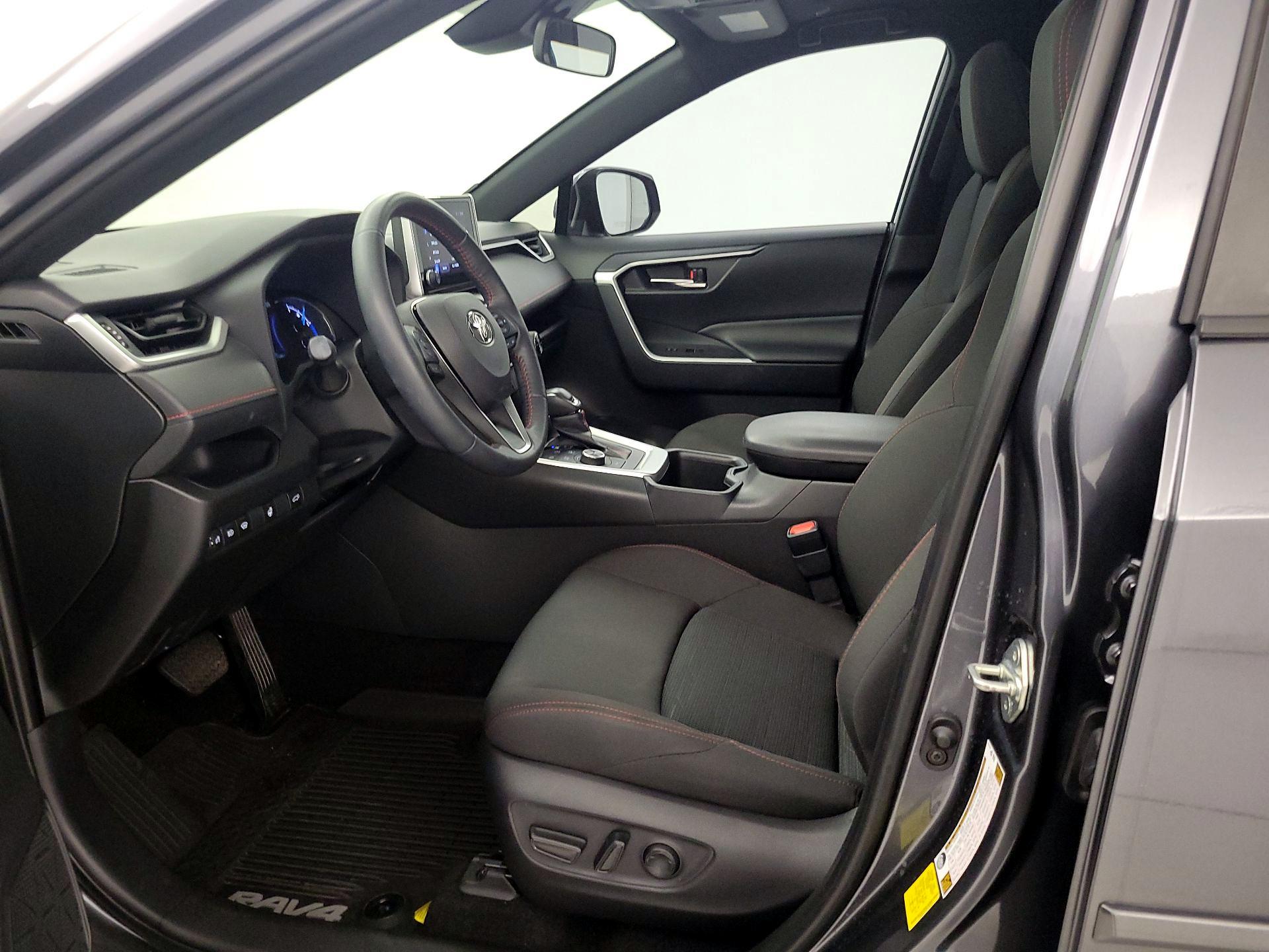 Thumbnail: 2024 Toyota RAV4 - 11