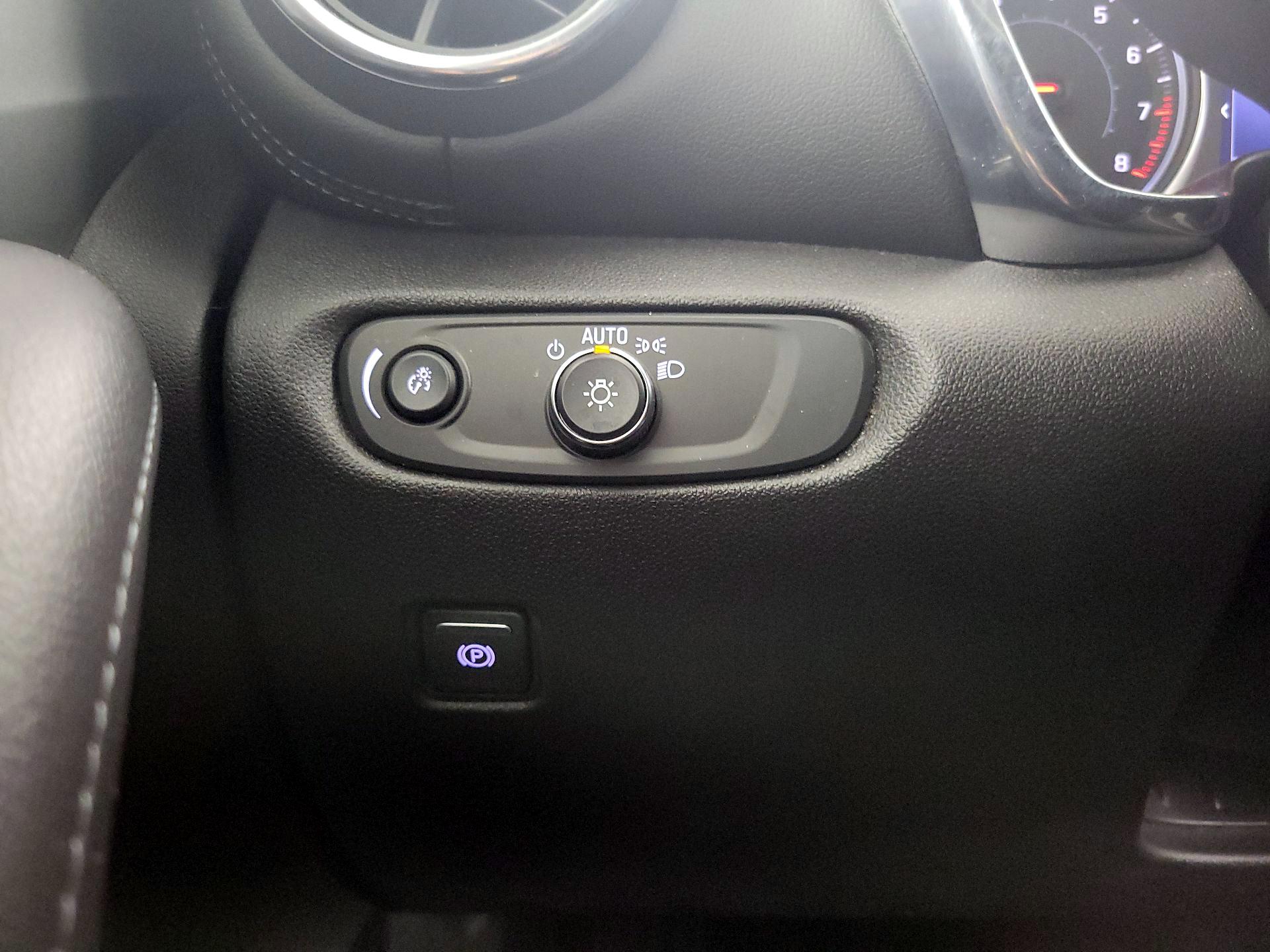 Thumbnail: 2019 Chevrolet Blazer - 13