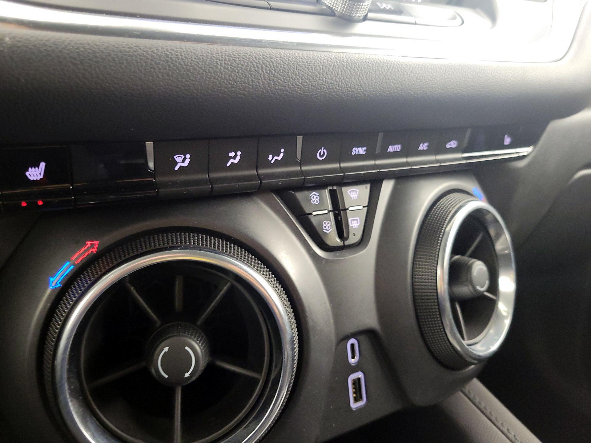 Thumbnail: 2019 Chevrolet Blazer - 16