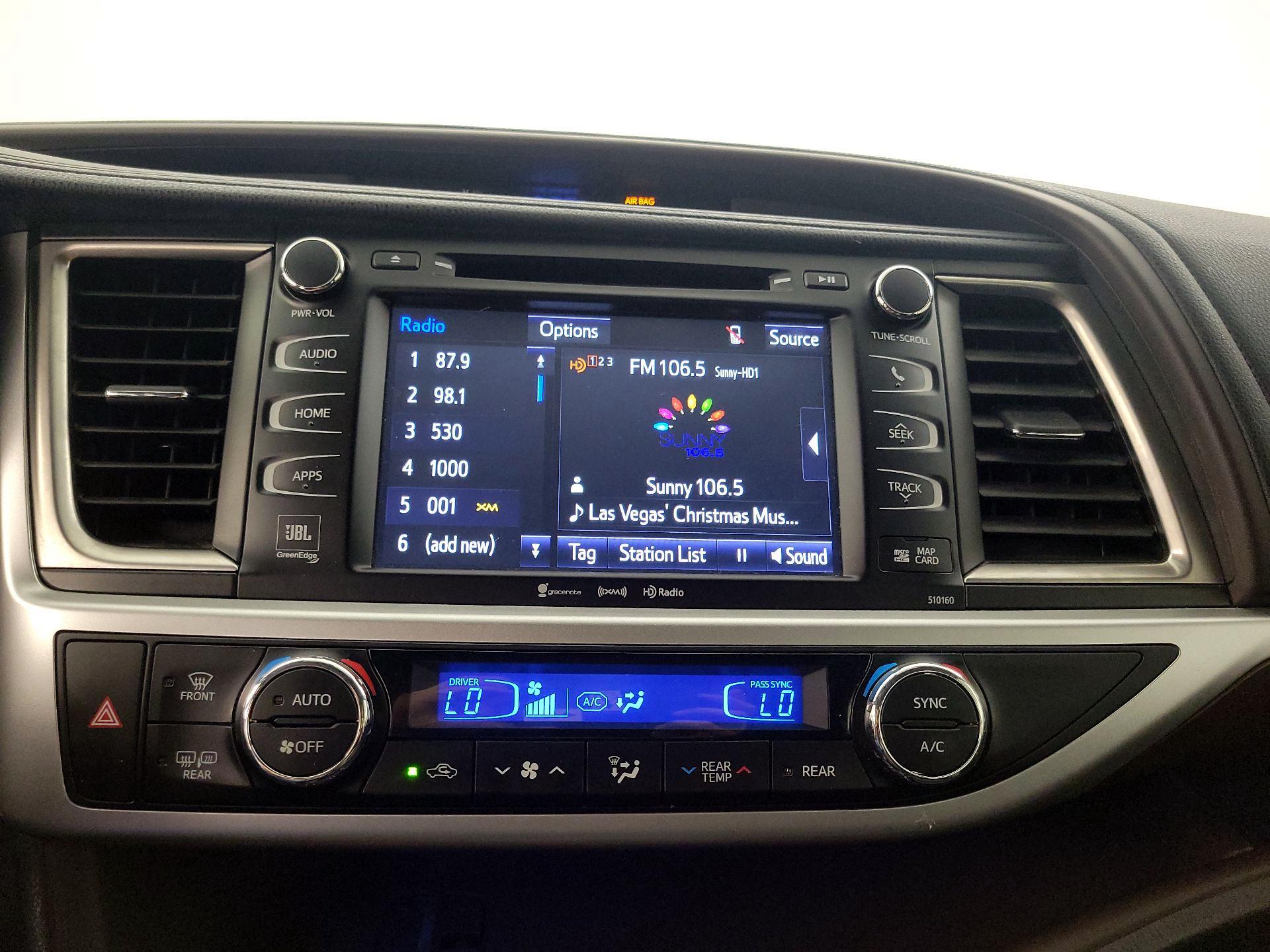 Thumbnail: 2016 Toyota Highlander - 15