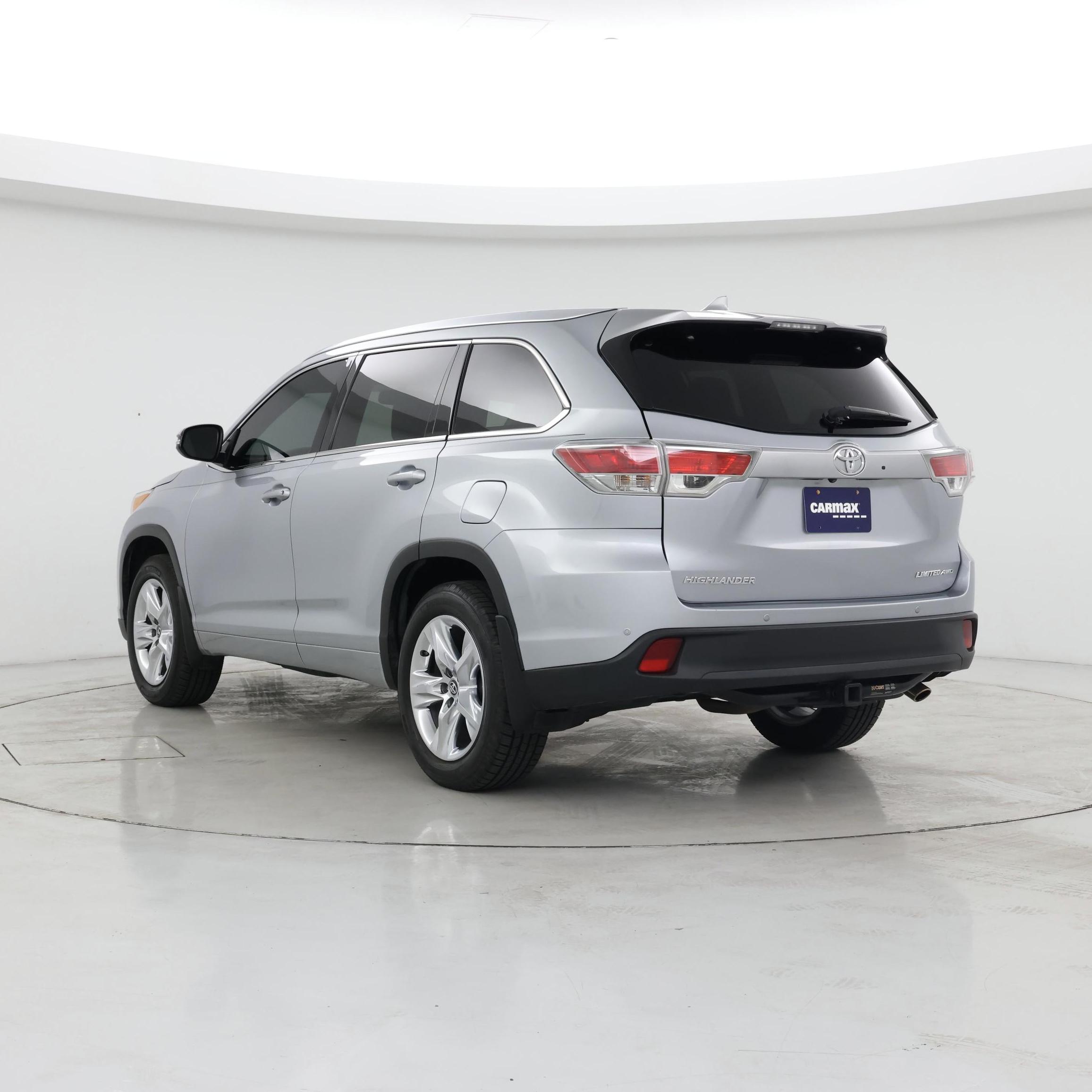 Thumbnail: 2016 Toyota Highlander - 2
