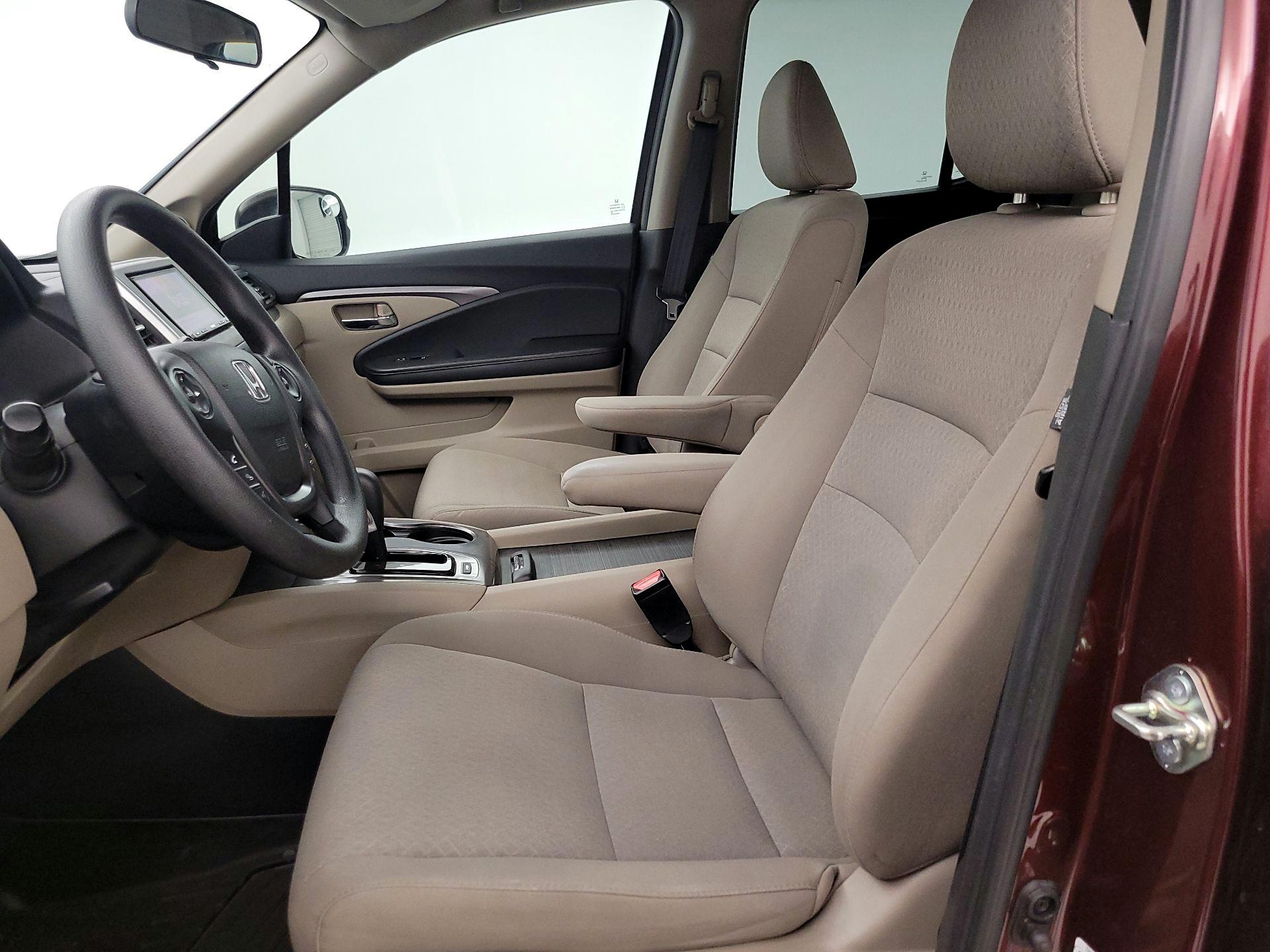 Thumbnail: 2017 Honda Ridgeline - 11