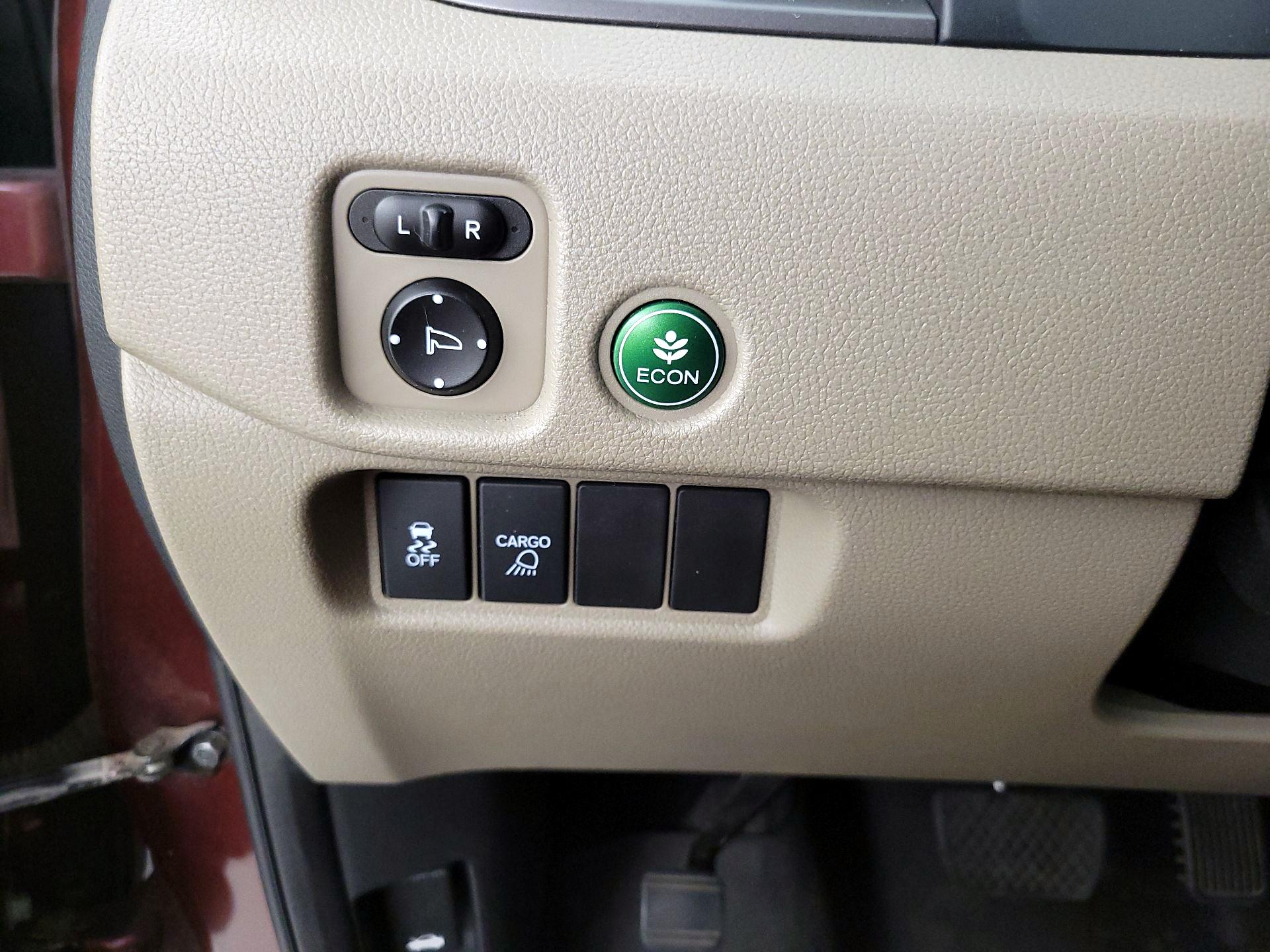 Thumbnail: 2017 Honda Ridgeline - 13