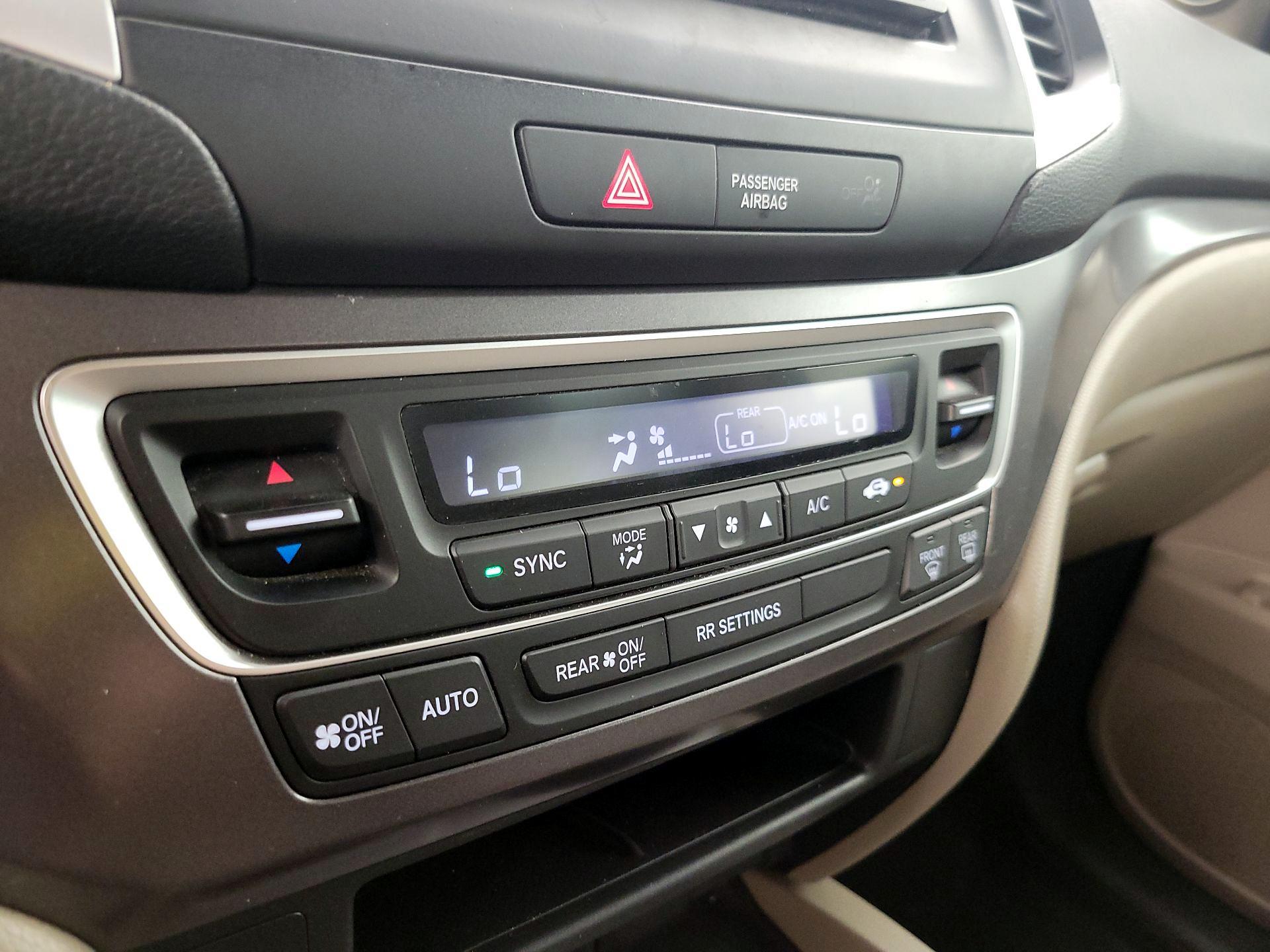 Thumbnail: 2017 Honda Ridgeline - 15