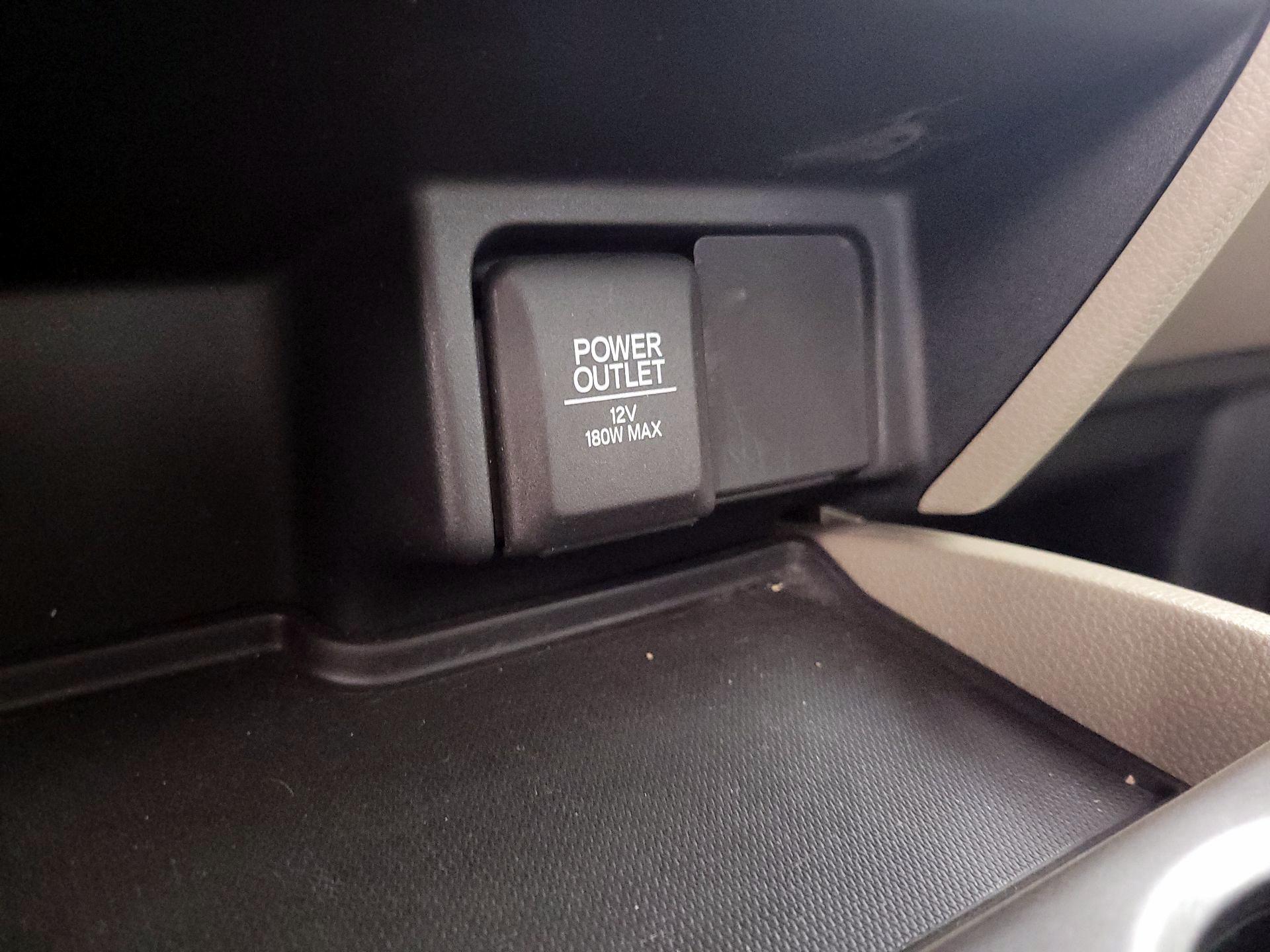 Thumbnail: 2017 Honda Ridgeline - 17