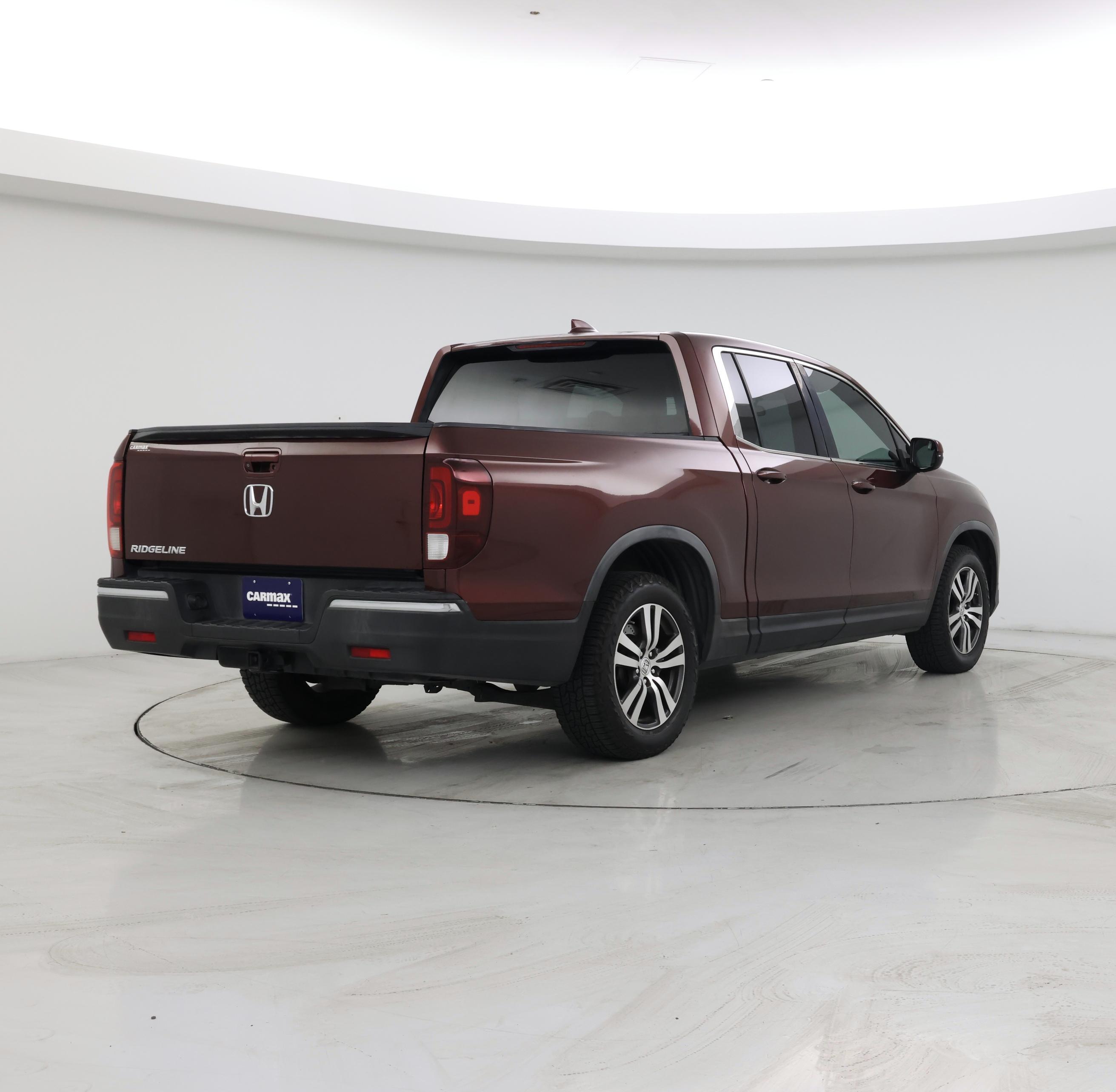 Thumbnail: 2017 Honda Ridgeline - 8
