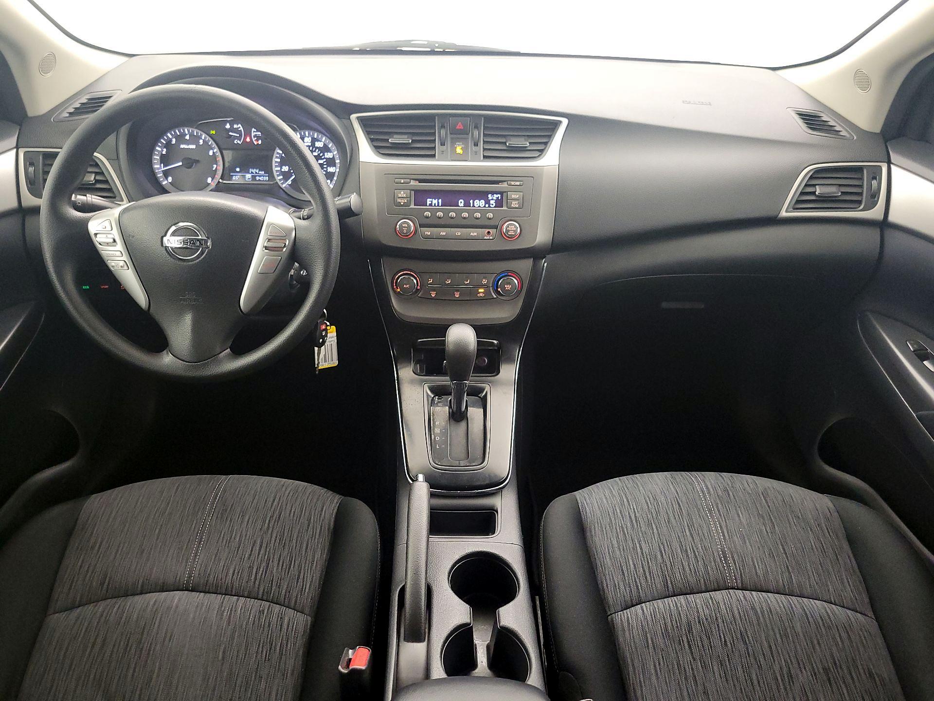 Thumbnail: 2014 Nissan Sentra - 9