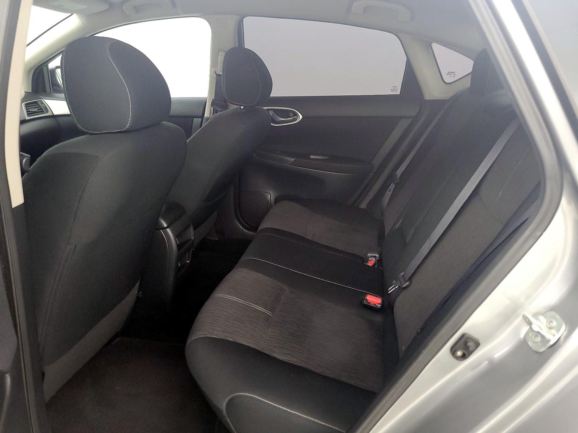 Thumbnail: 2014 Nissan Sentra - 17