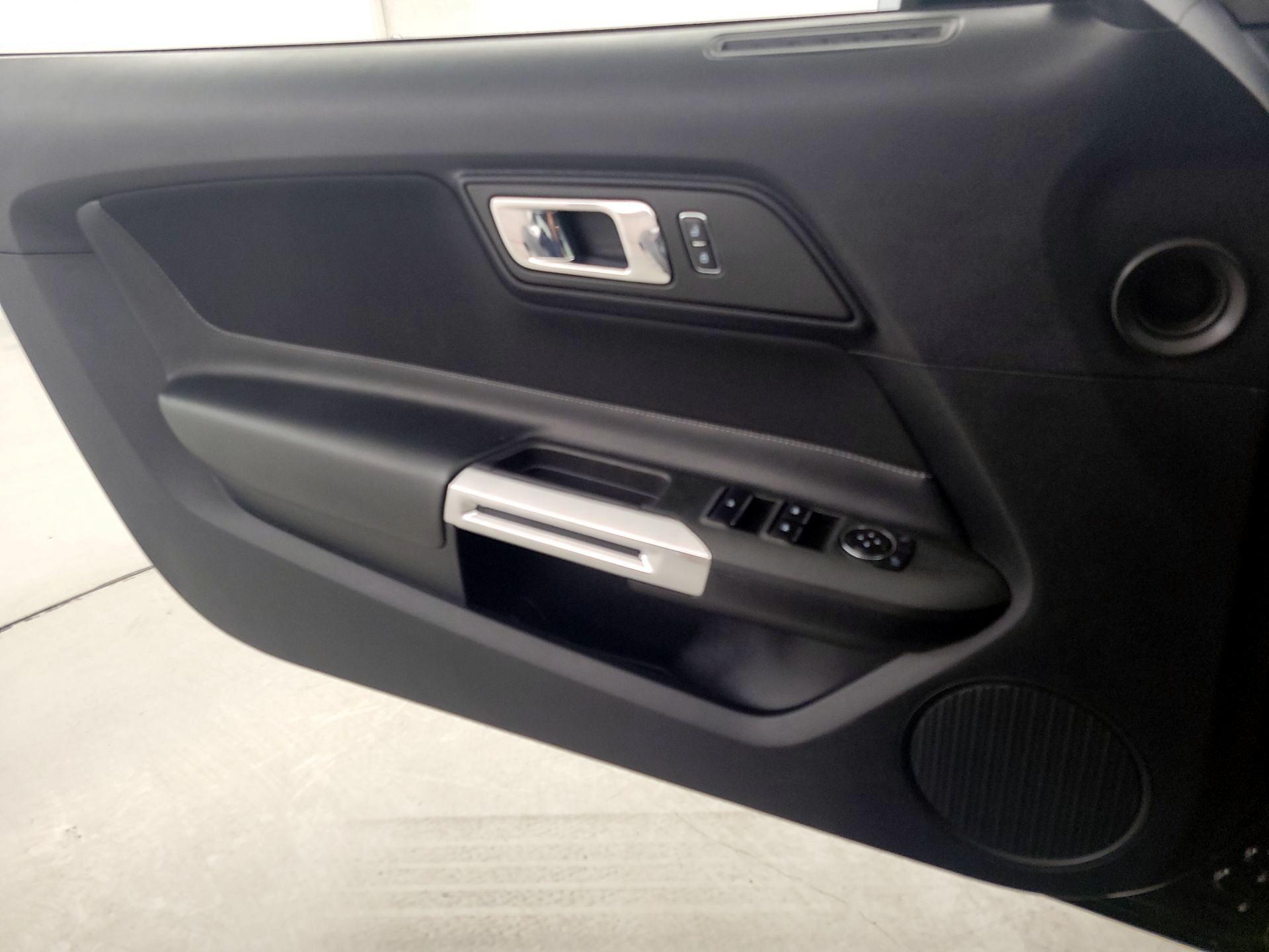 Thumbnail: 2015 Ford Mustang - 12