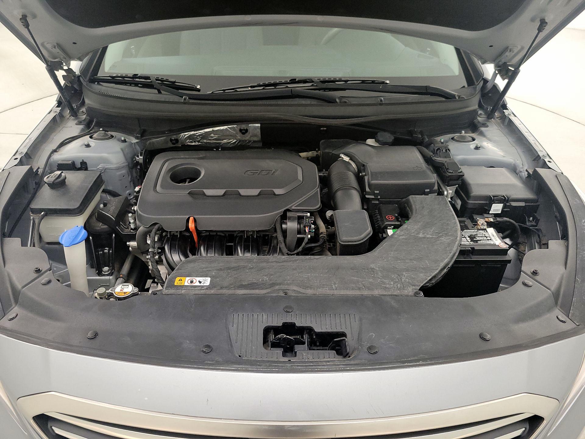 Thumbnail: 2015 Hyundai Sonata - 20