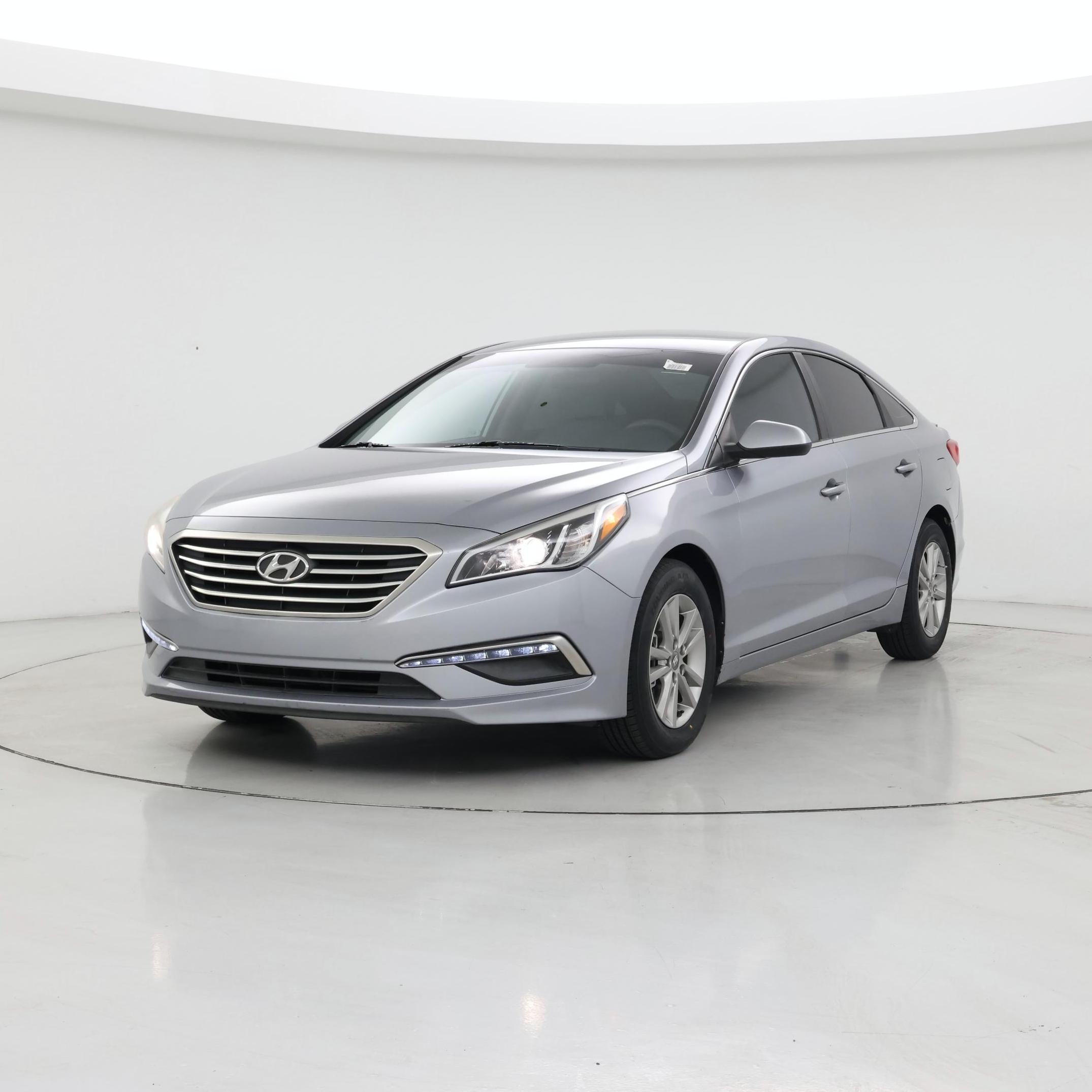 Thumbnail: 2015 Hyundai Sonata - 4