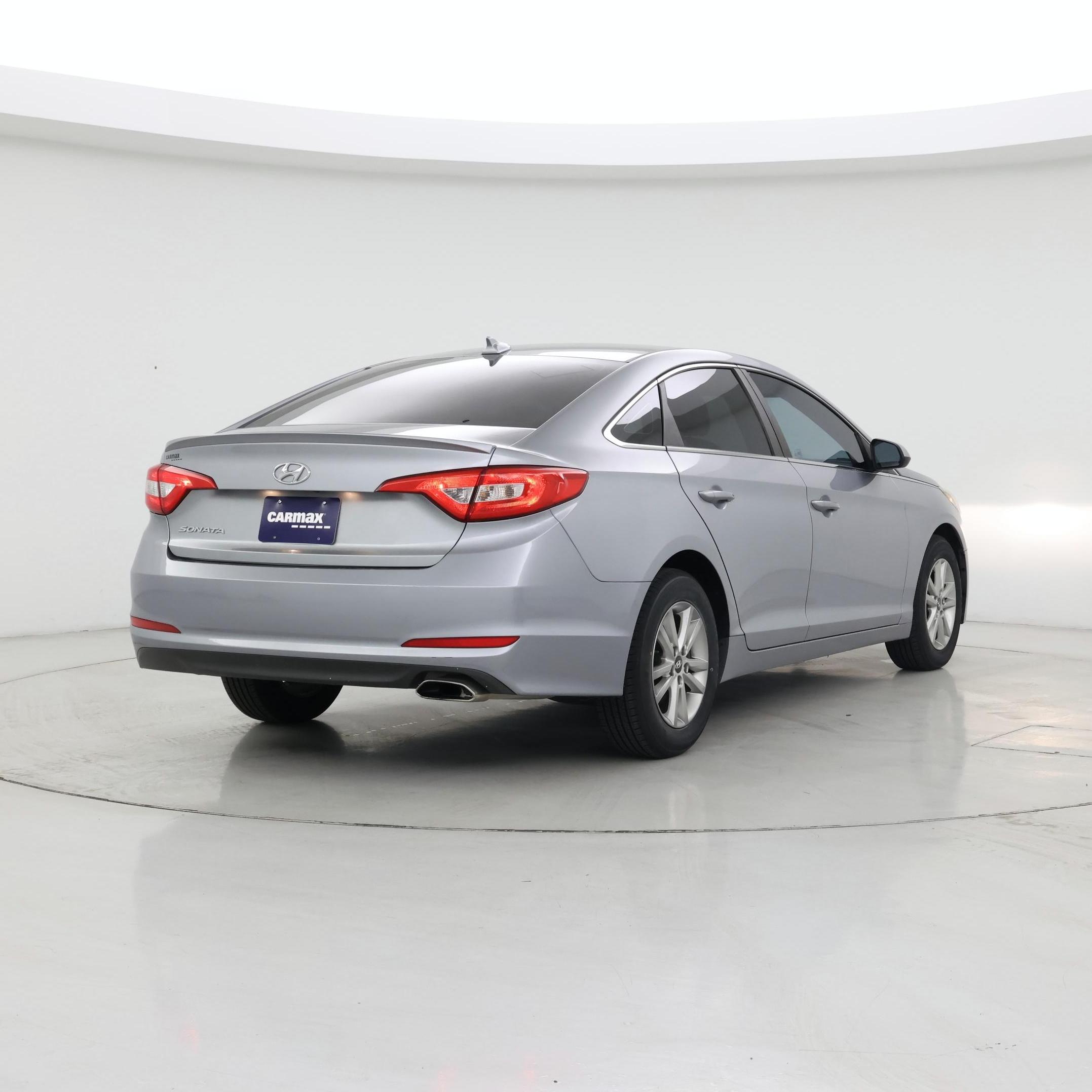 Thumbnail: 2015 Hyundai Sonata - 8