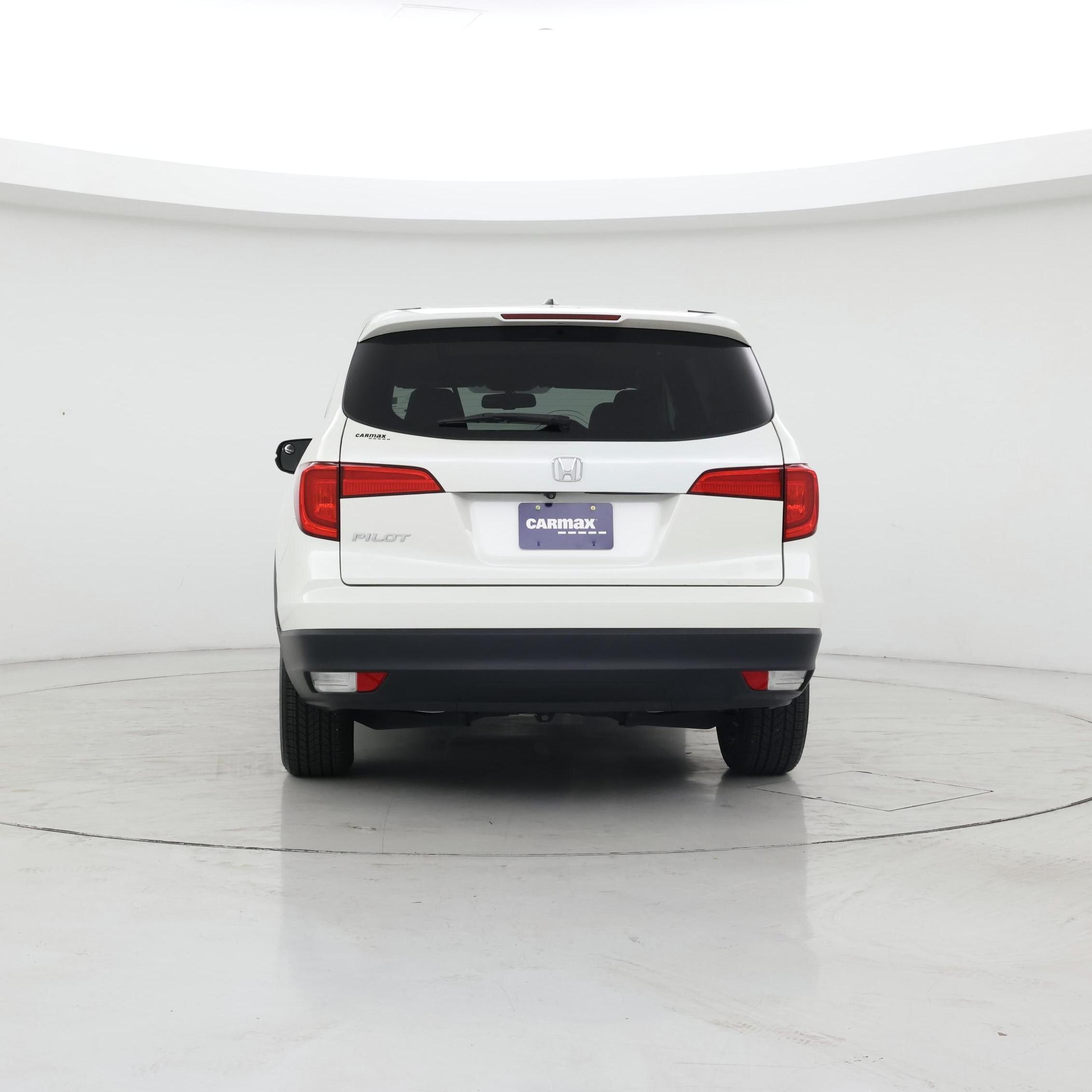 Thumbnail: 2017 Honda Pilot - 6