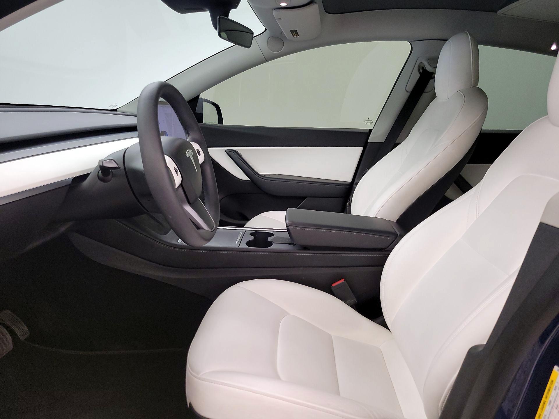 Thumbnail: 2022 Tesla Model Y - 11