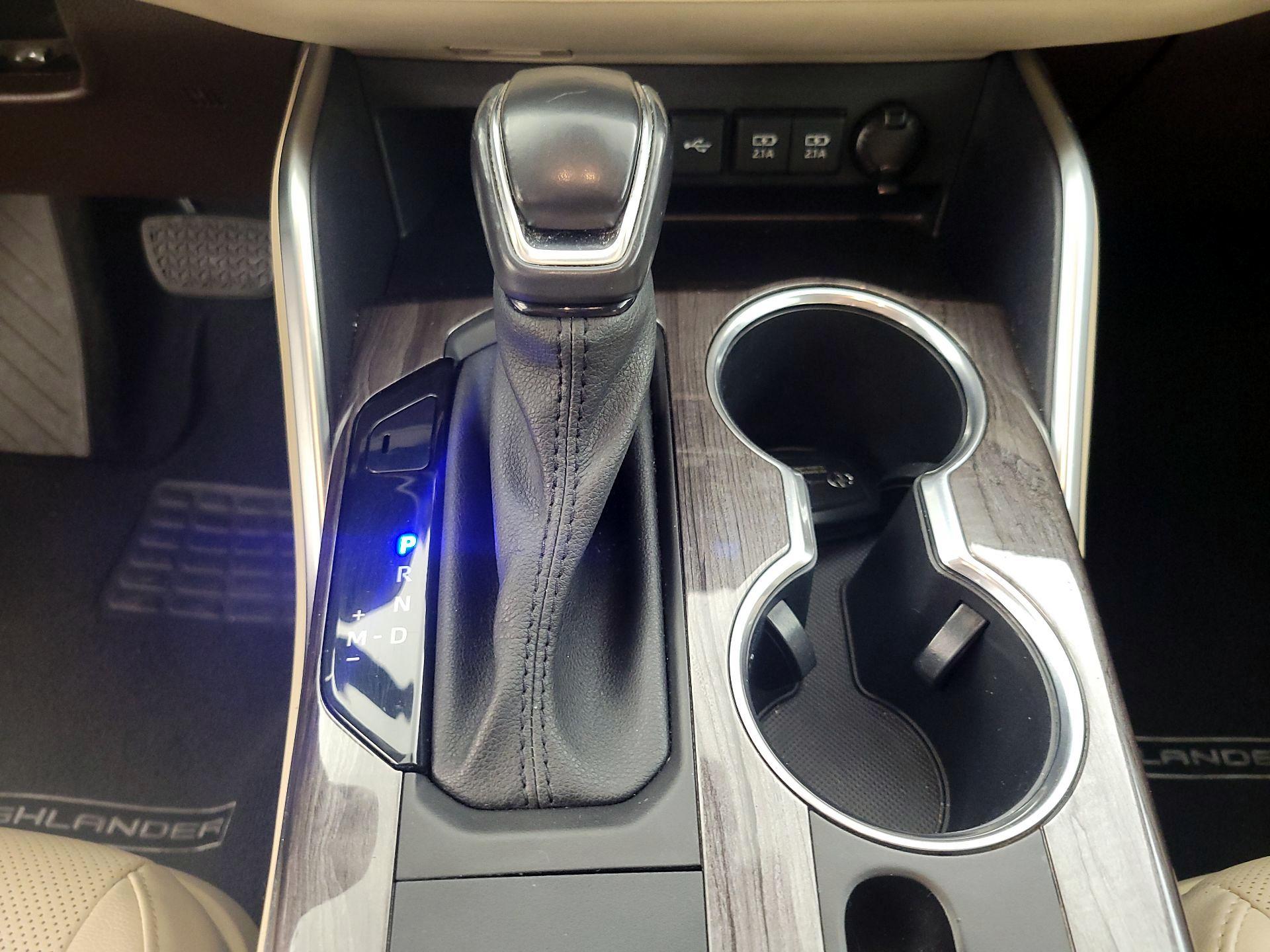 Thumbnail: 2021 Toyota Highlander - 18