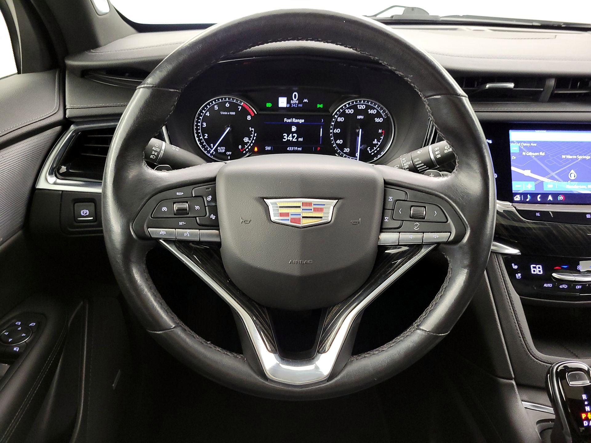 Thumbnail: 2021 Cadillac XT6 - 10