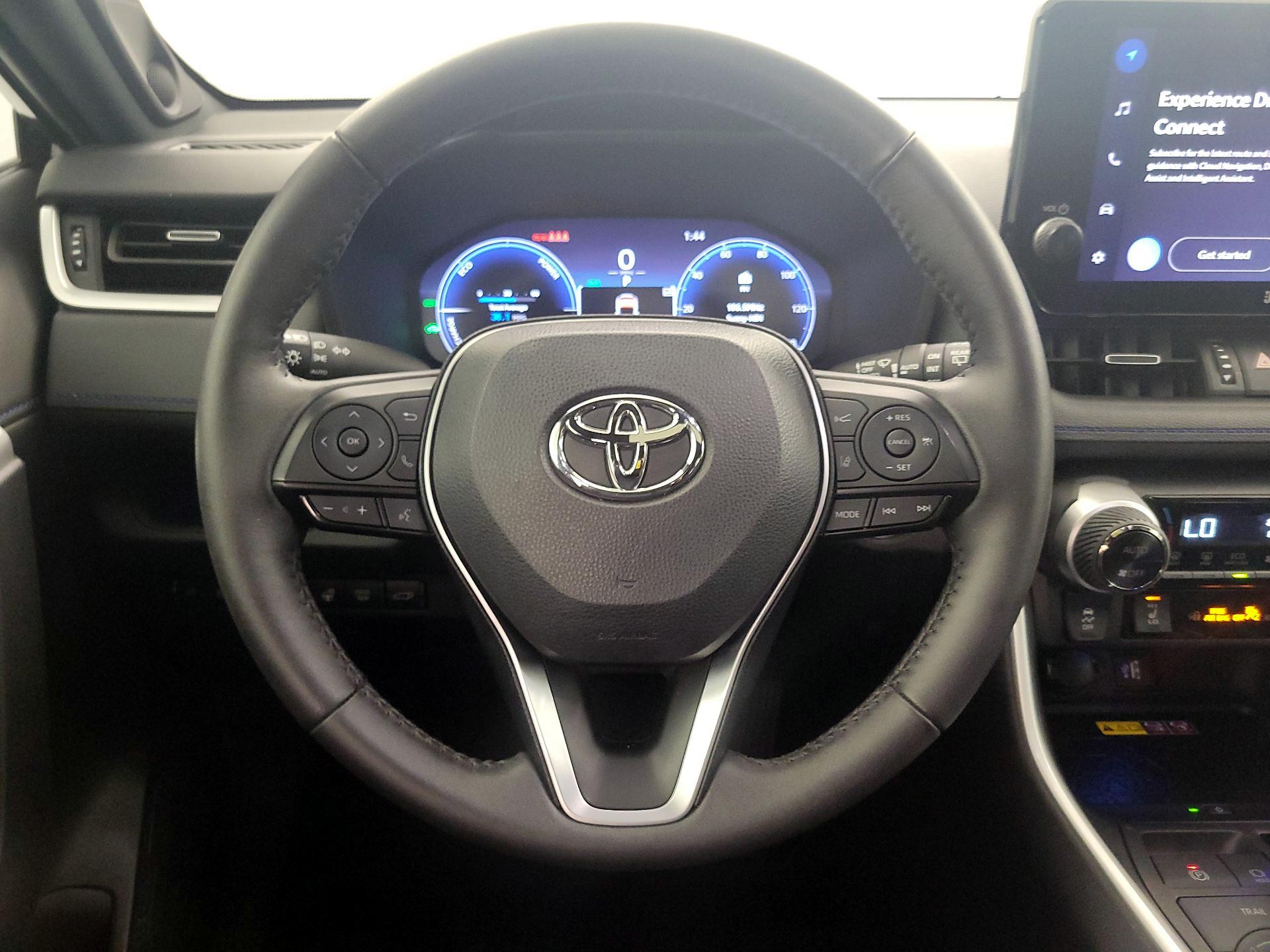 Thumbnail: 2024 Toyota RAV4 - 10