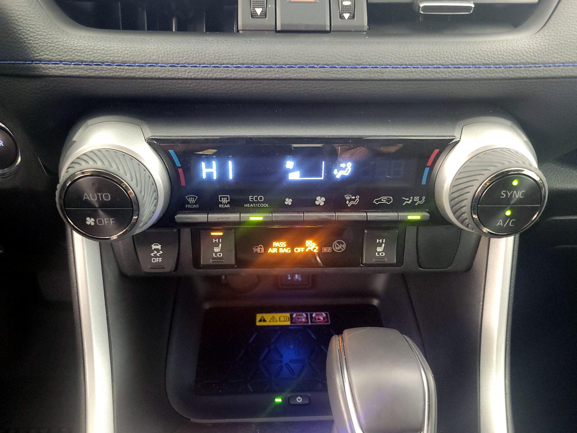 Thumbnail: 2024 Toyota RAV4 - 16