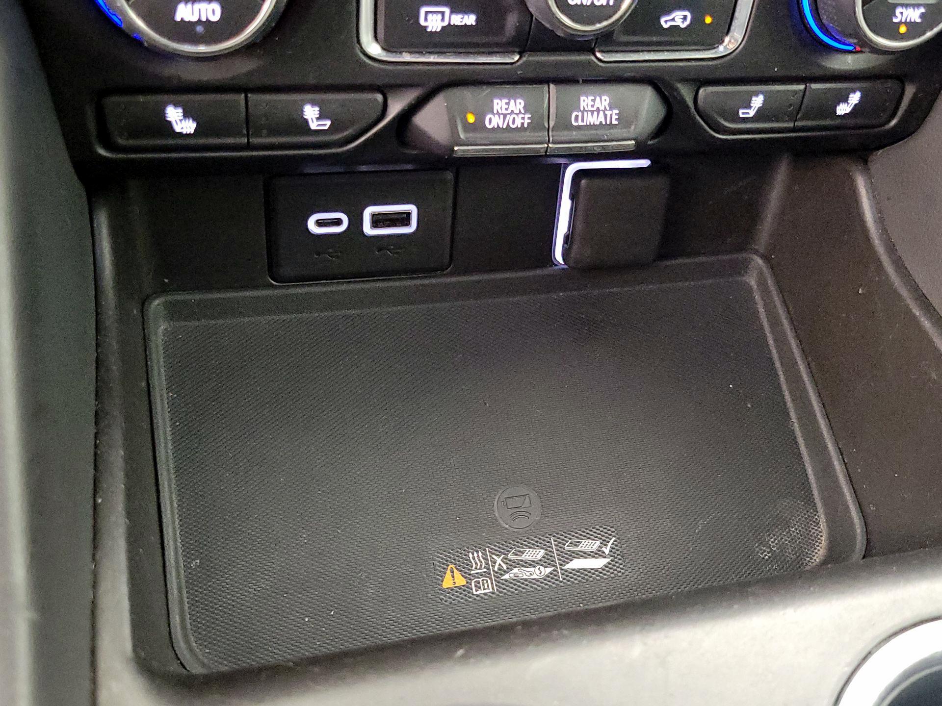 Thumbnail: 2021 Chevrolet Tahoe - 18