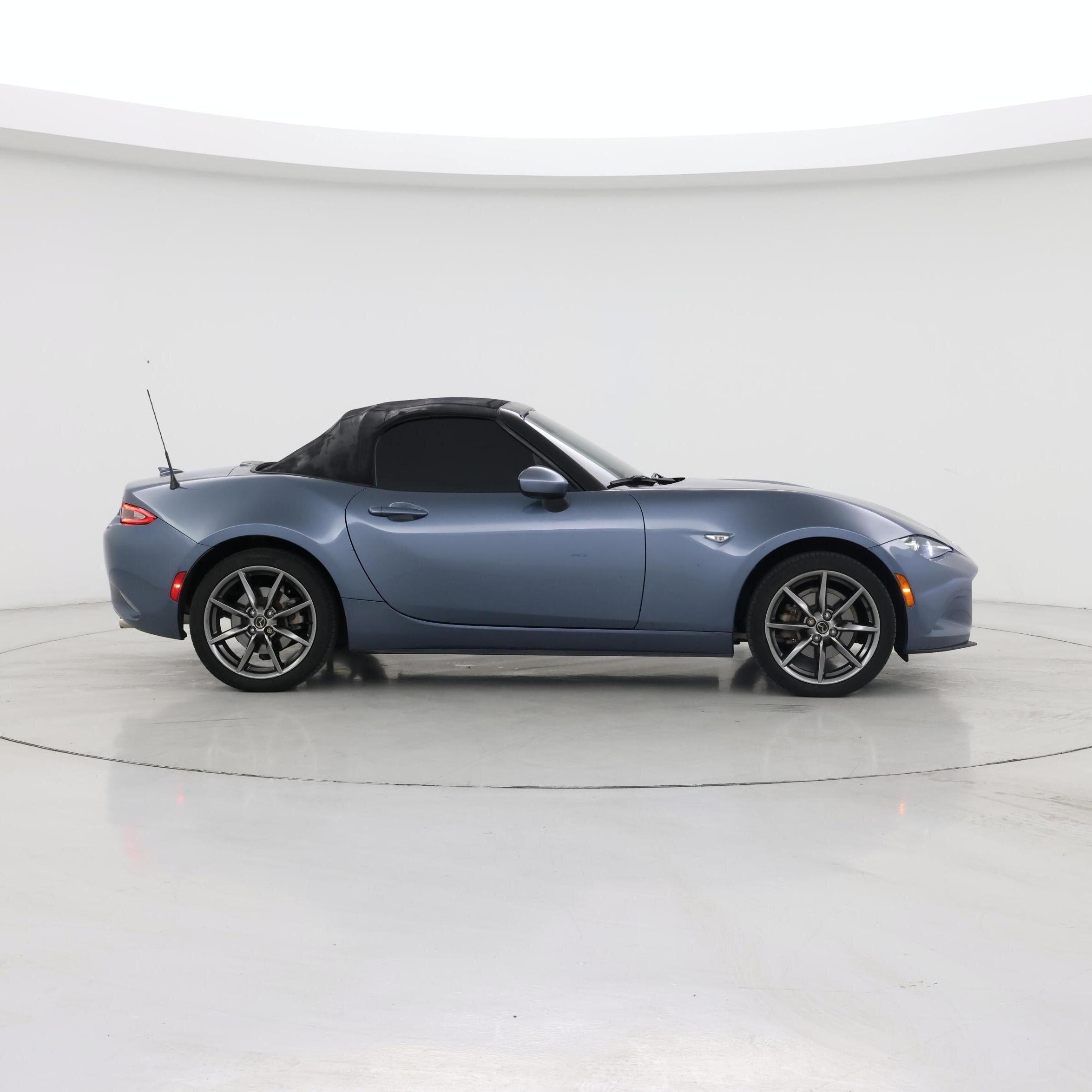 Thumbnail: 2016 Mazda MX-5 Miata - 7