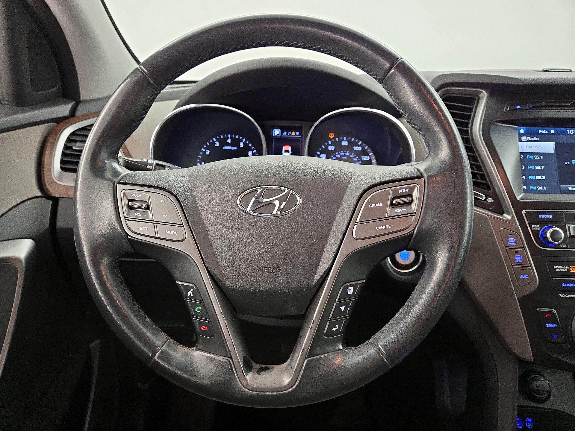 Thumbnail: 2018 Hyundai Santa Fe - 10