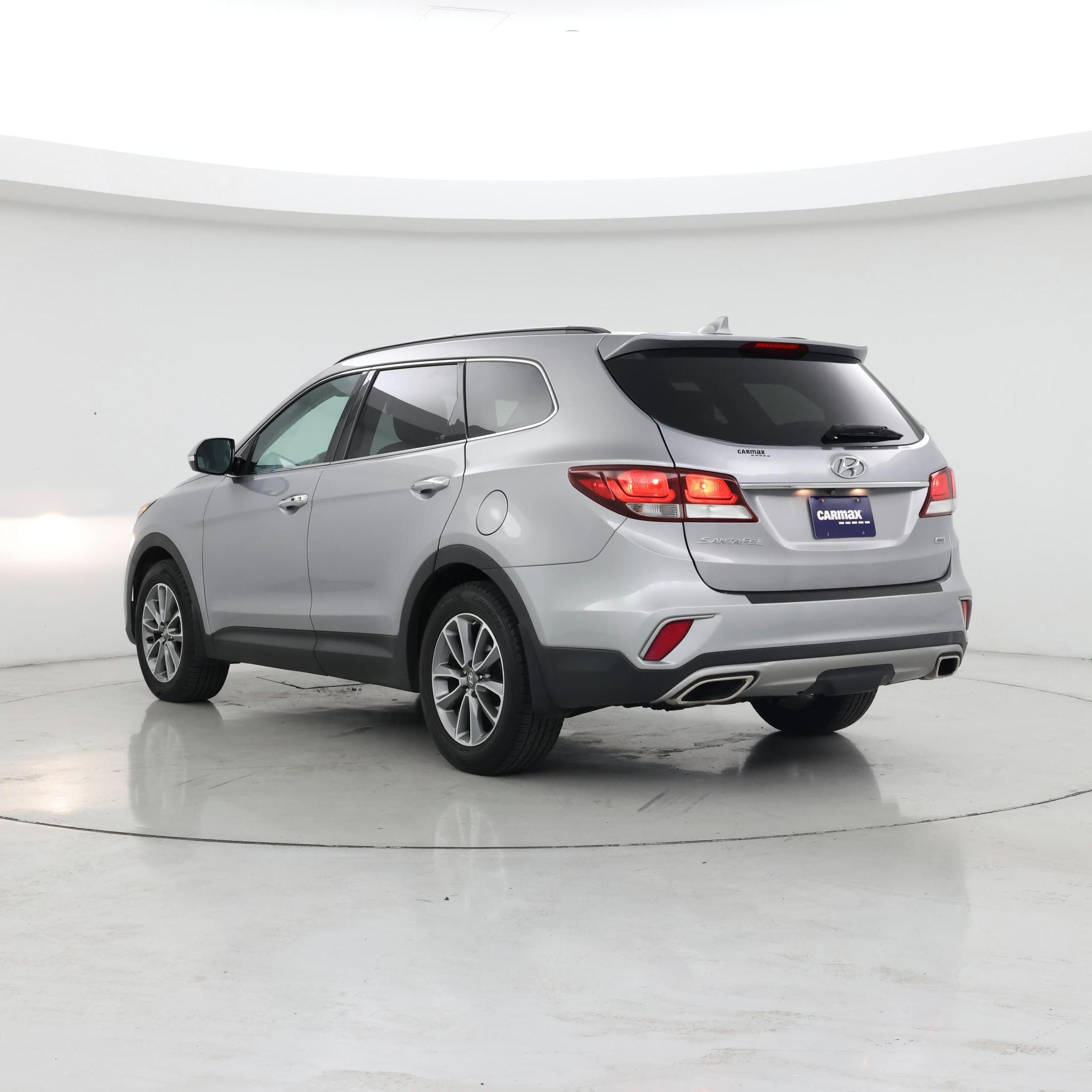 Thumbnail: 2018 Hyundai Santa Fe - 2