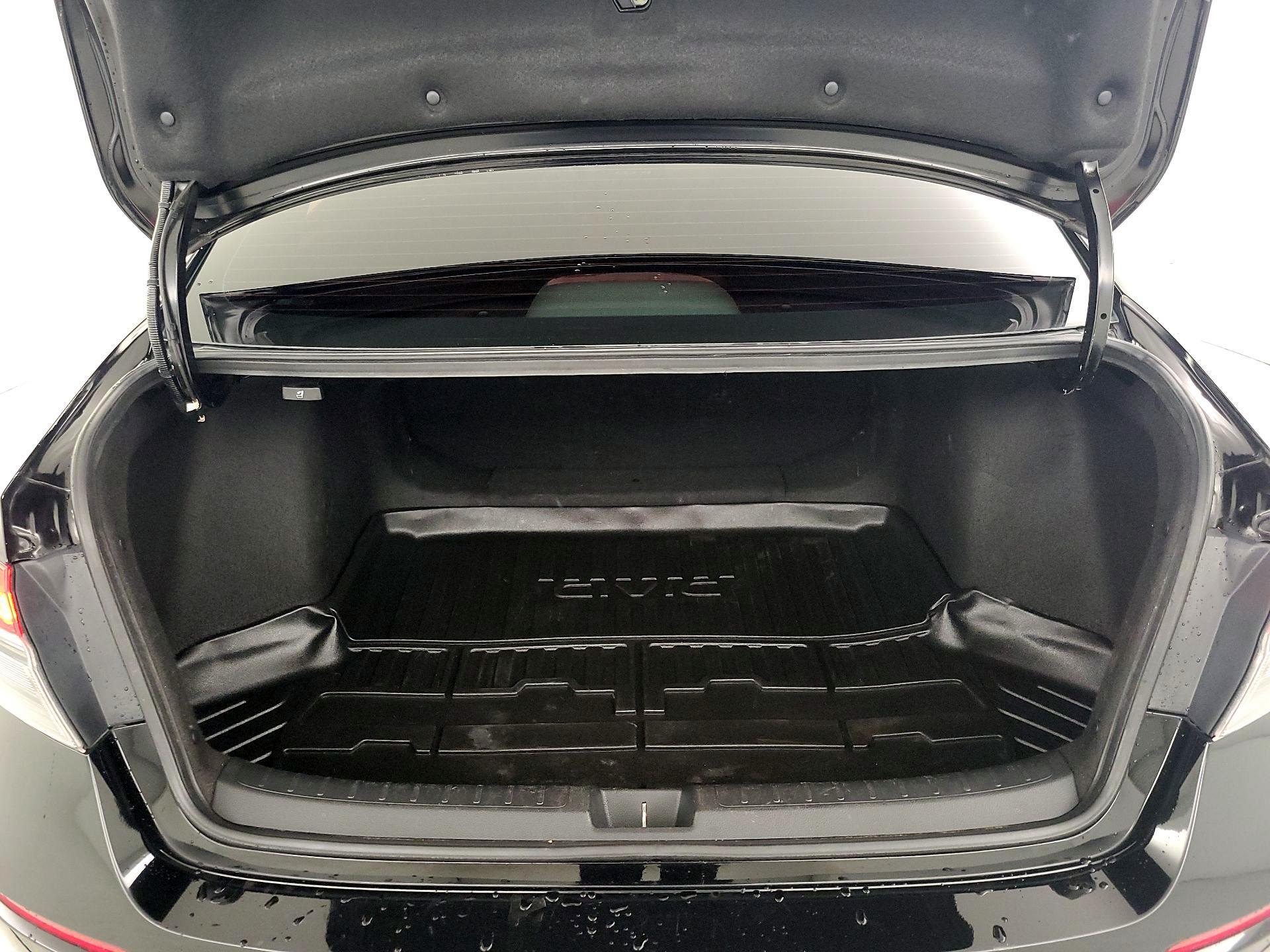 Thumbnail: 2024 Honda Civic - 20