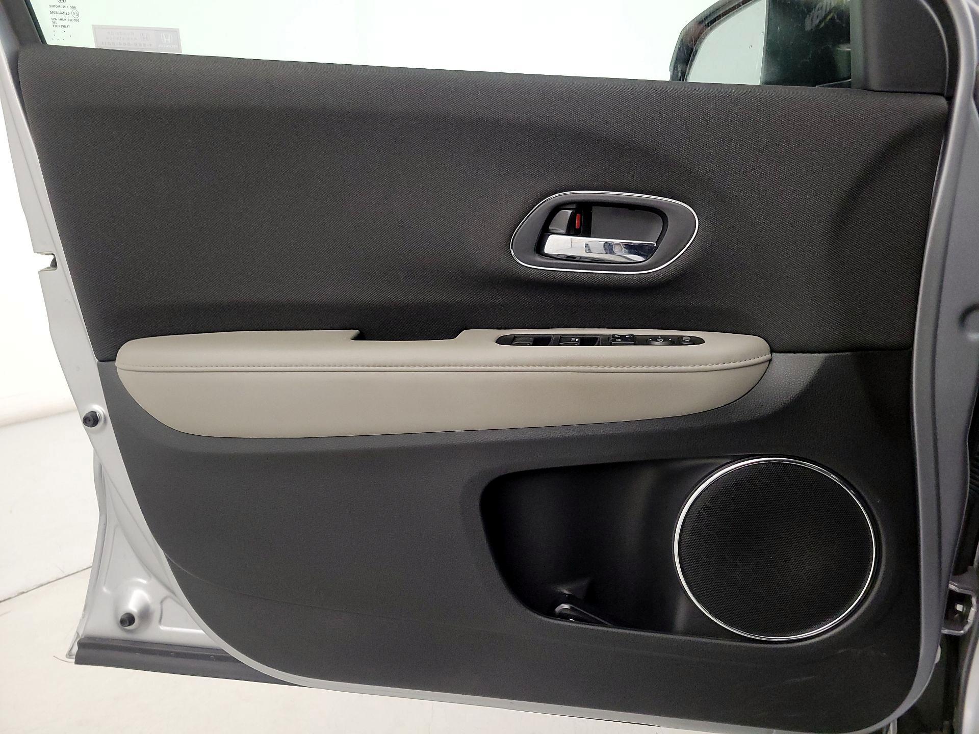 Thumbnail: 2021 Honda HR-V - 12