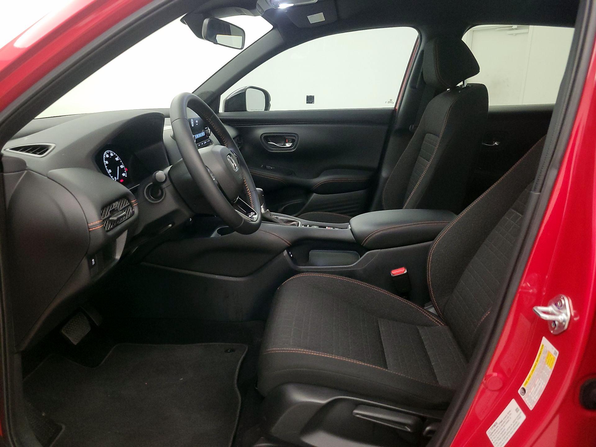 Thumbnail: 2025 Honda HR-V - 11